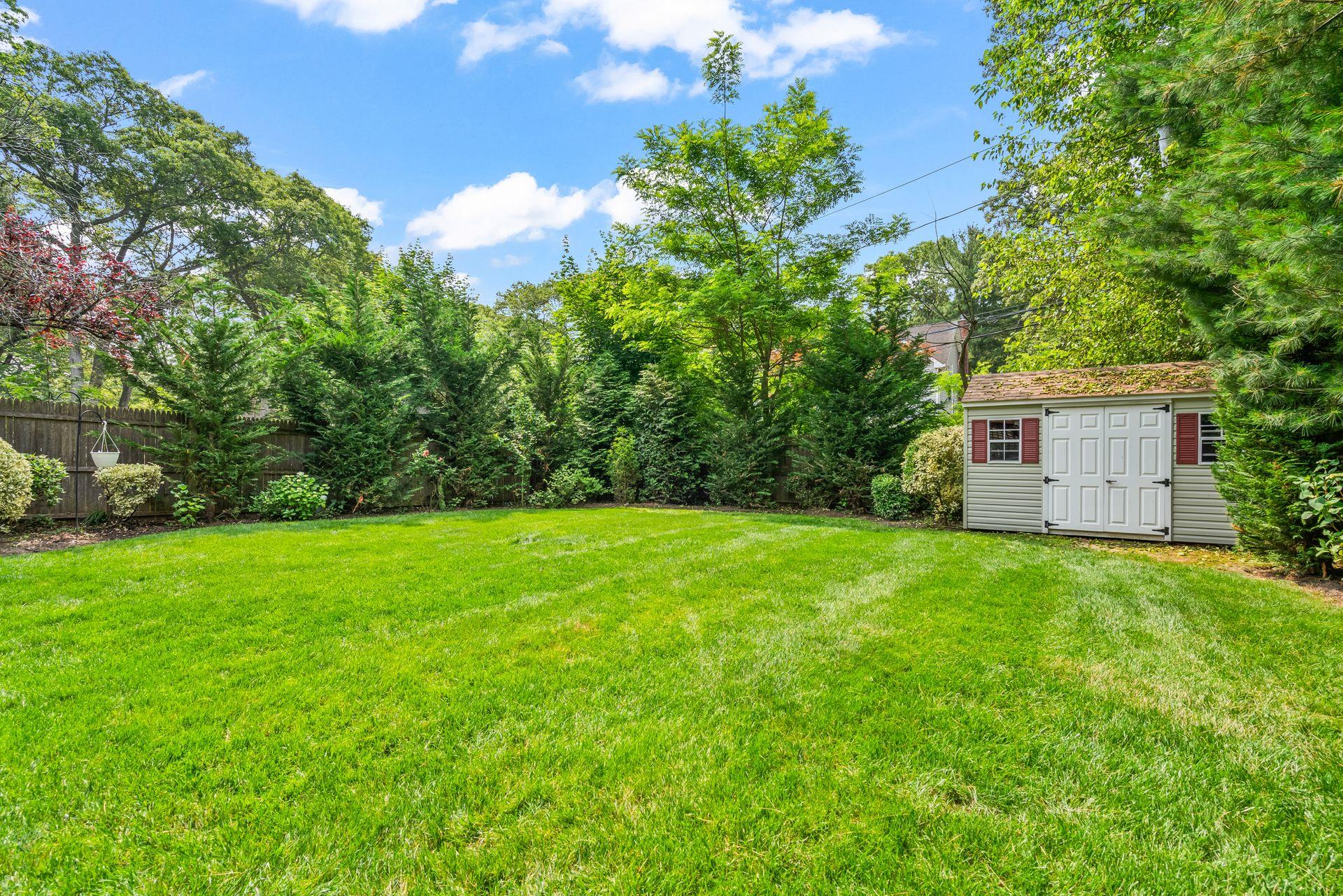 20 Leeds Street, South Huntington, NY 11746