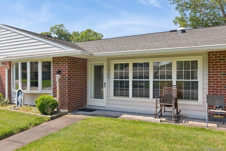 96 Enfield Court # B, Ridge, NY 11961