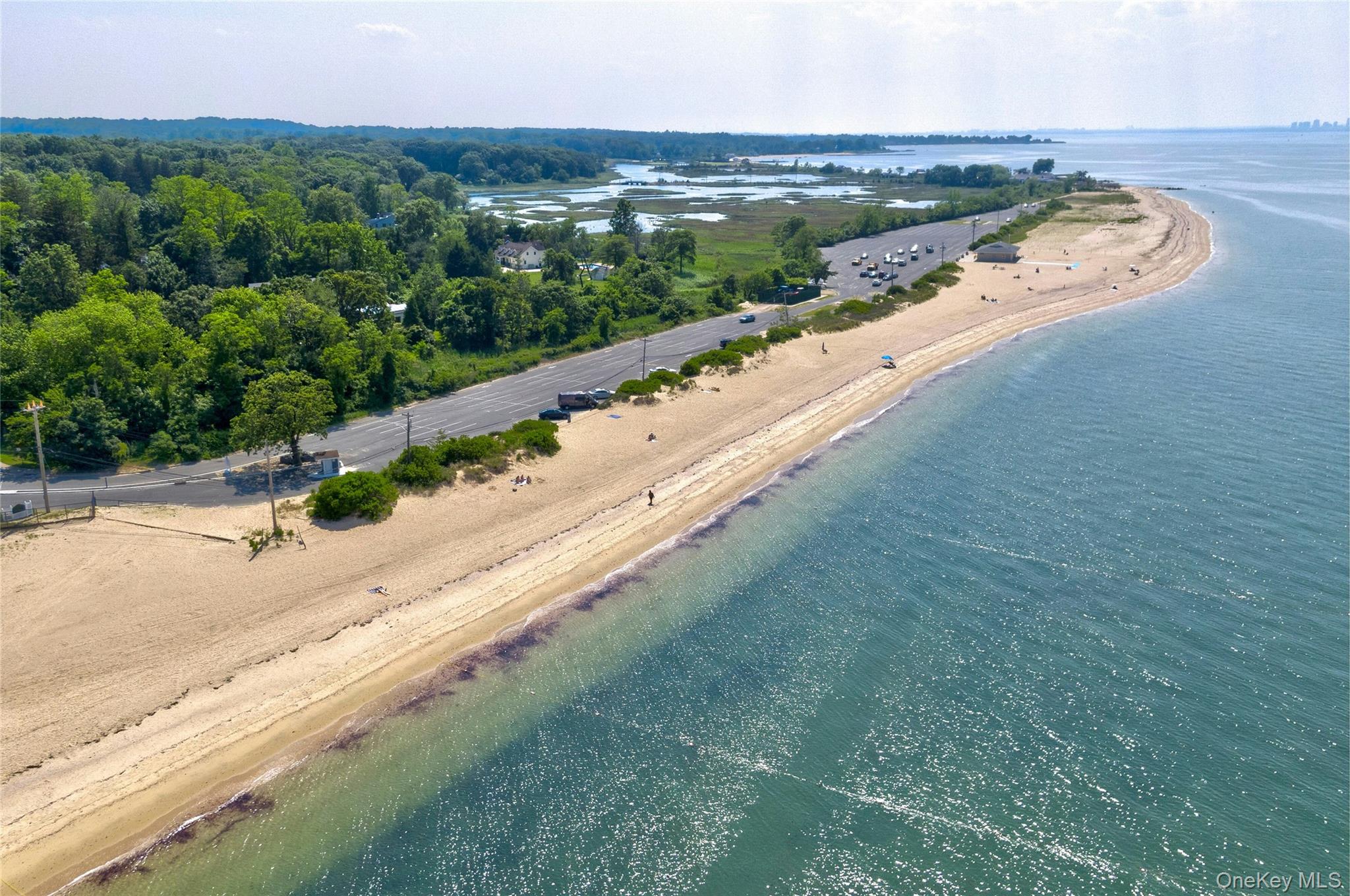 4 Donald Street, Bayville, NY 11709