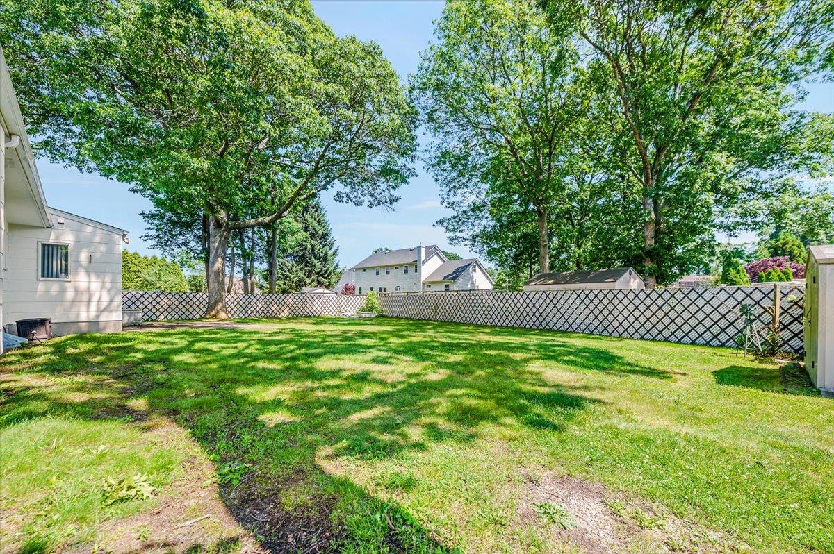 70 Cleveland Street, Bay Shore, NY 11706