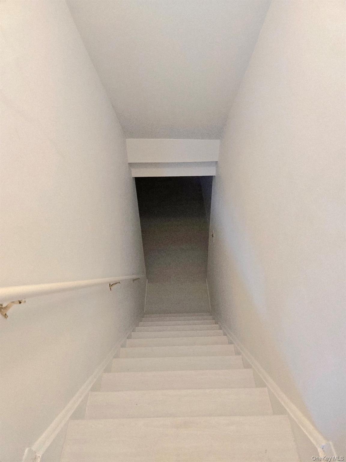 572 Lenape Court, Suffern, NY 10901