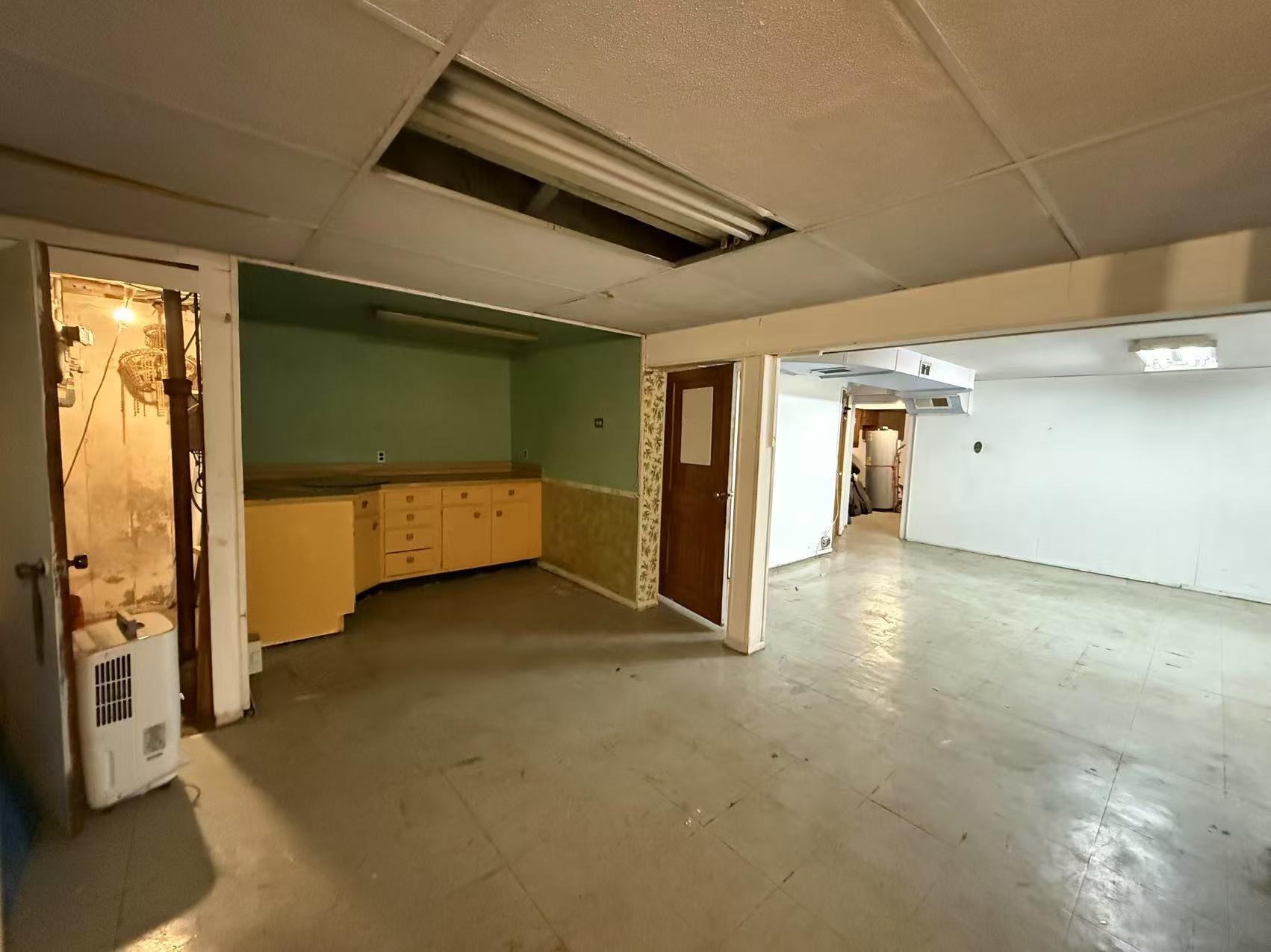 7334 199th Street, Fresh Meadows, NY 11366