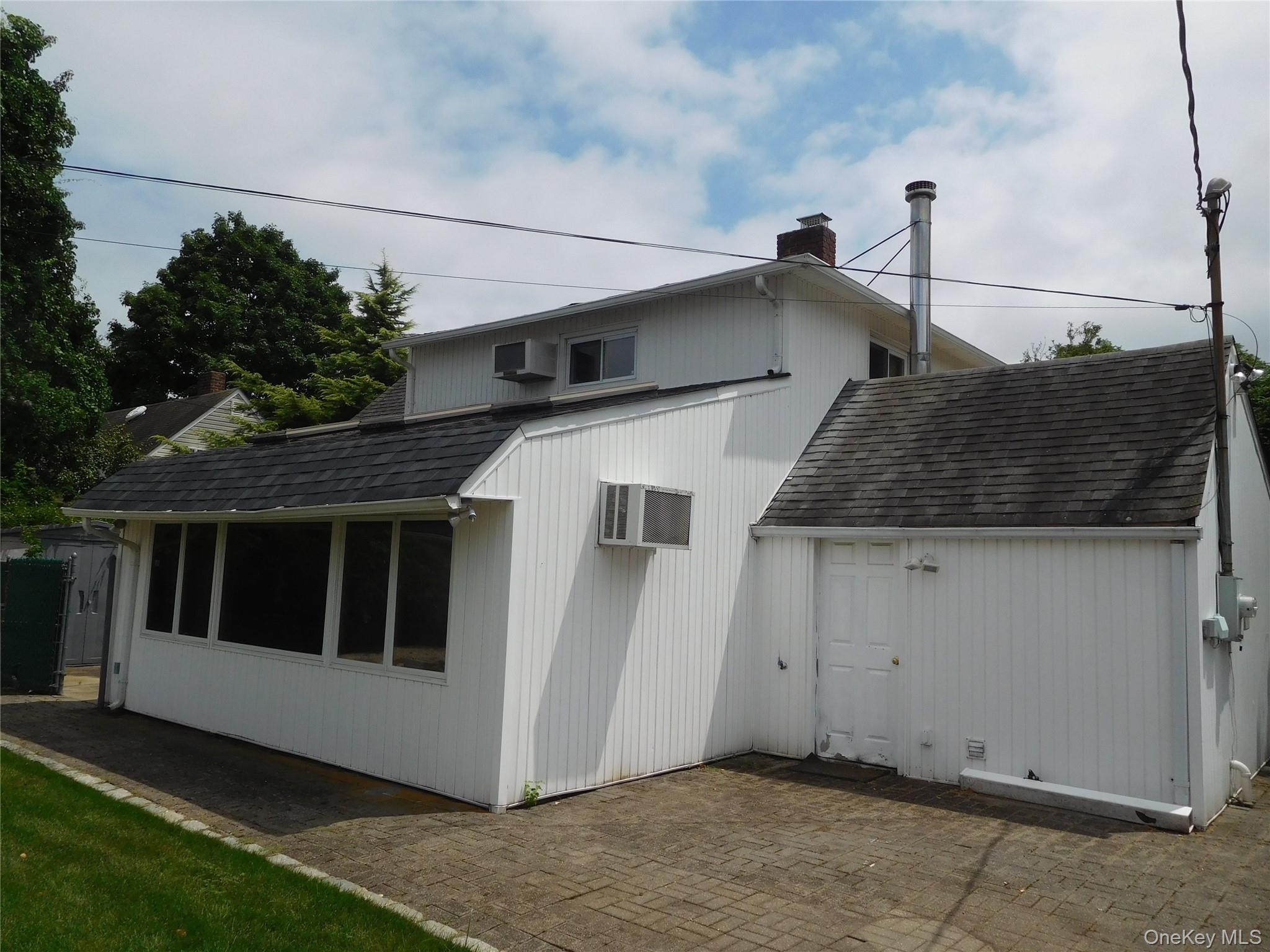 231 Willowood Drive, Wantagh, NY 11793