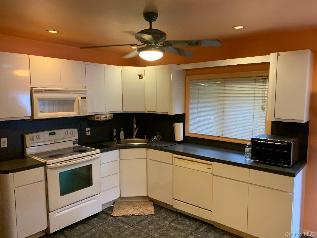 231 Willowood Drive, Wantagh, NY 11793