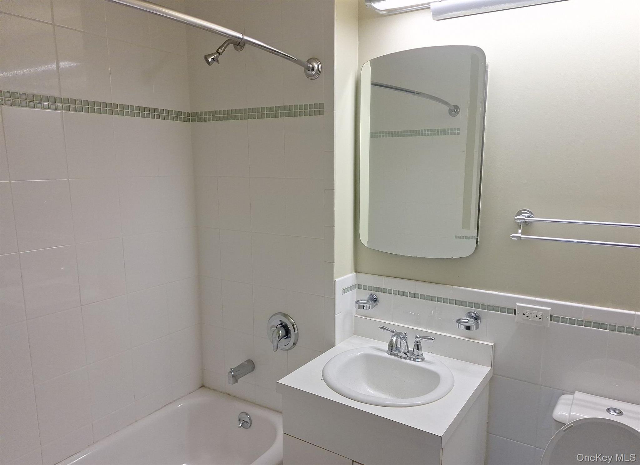 715 Fox Street # 5J, Bronx, NY 10455