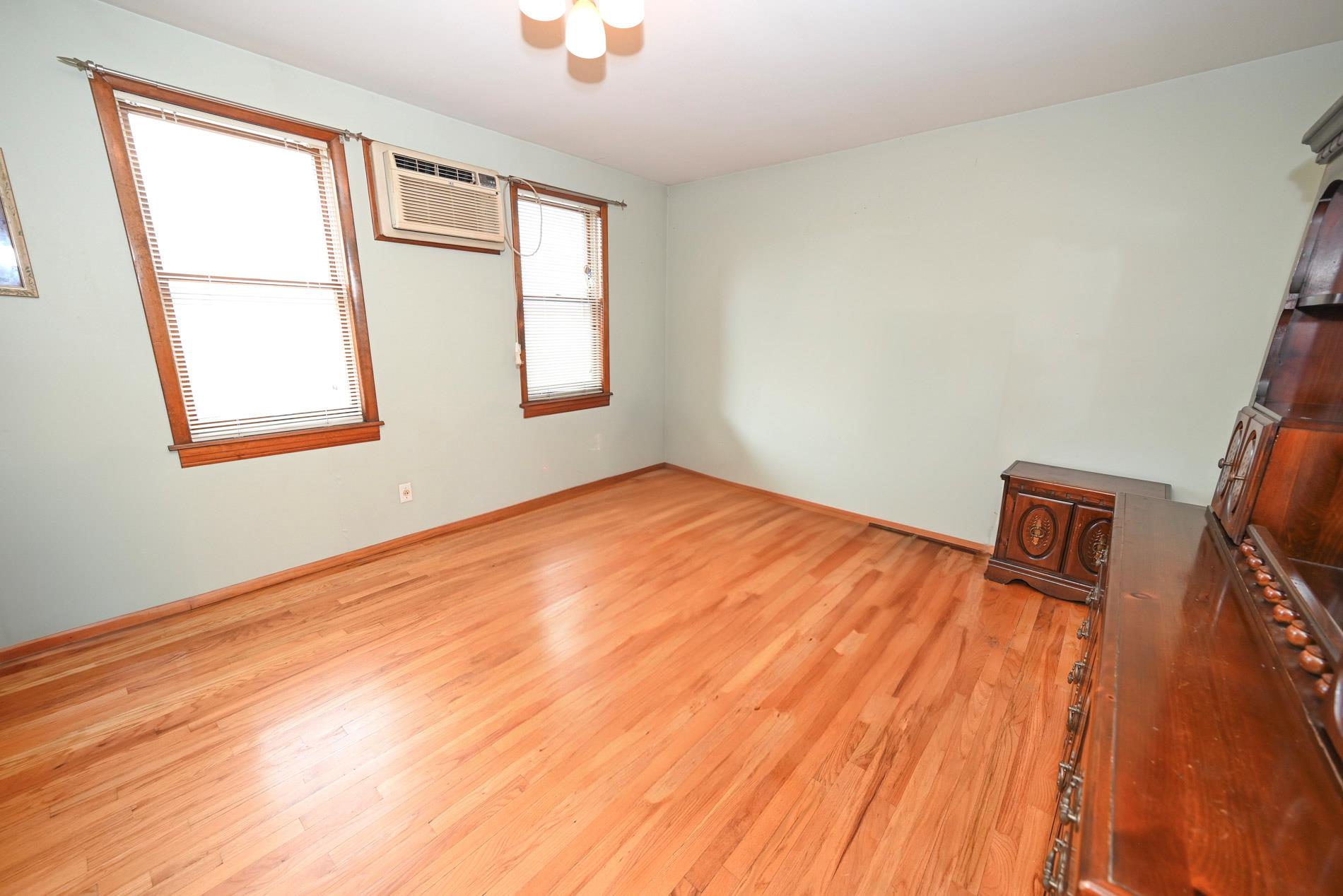 5920 69th Place, Maspeth, NY 11378