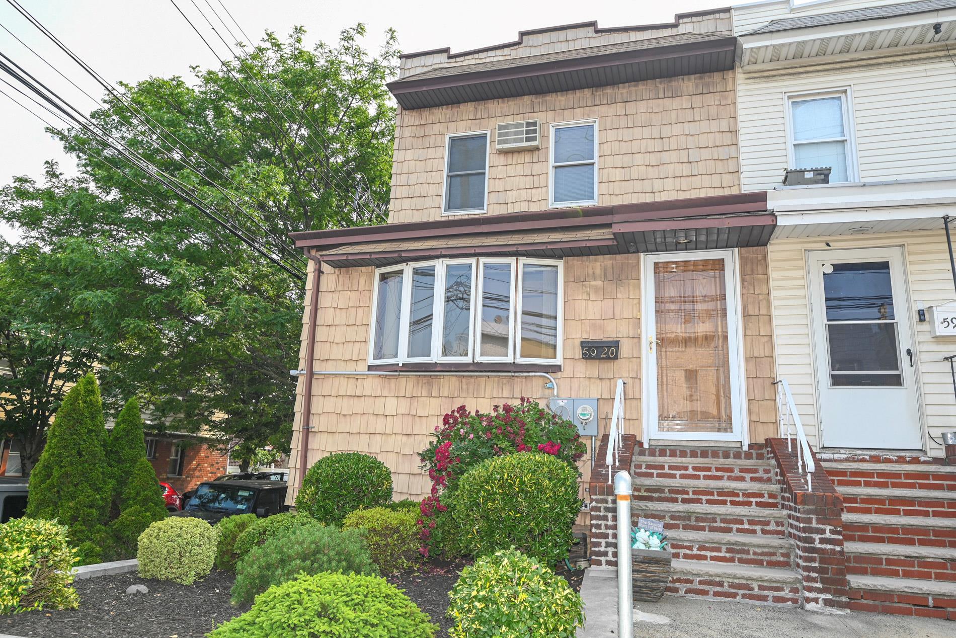 5920 69th Place, Maspeth, NY 11378