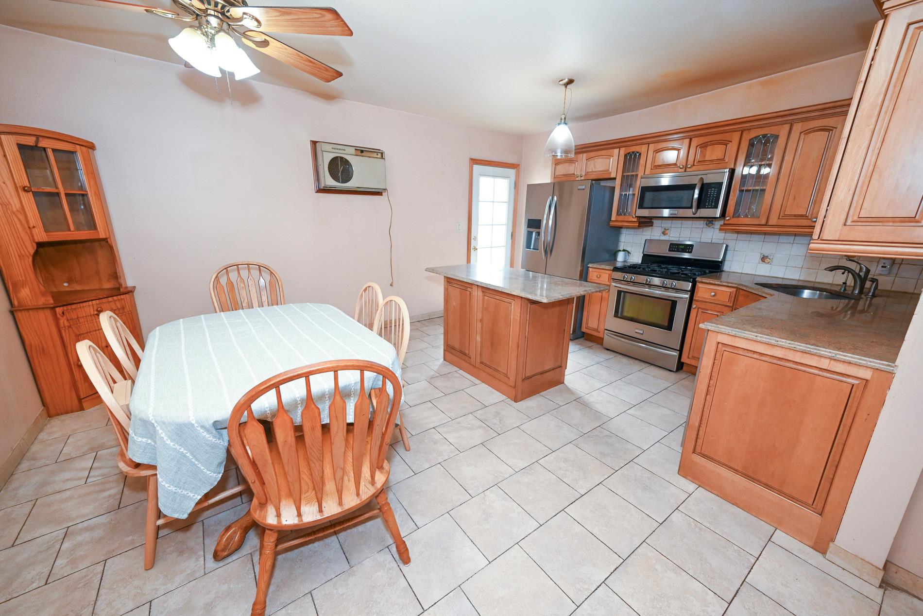 5920 69th Place, Maspeth, NY 11378