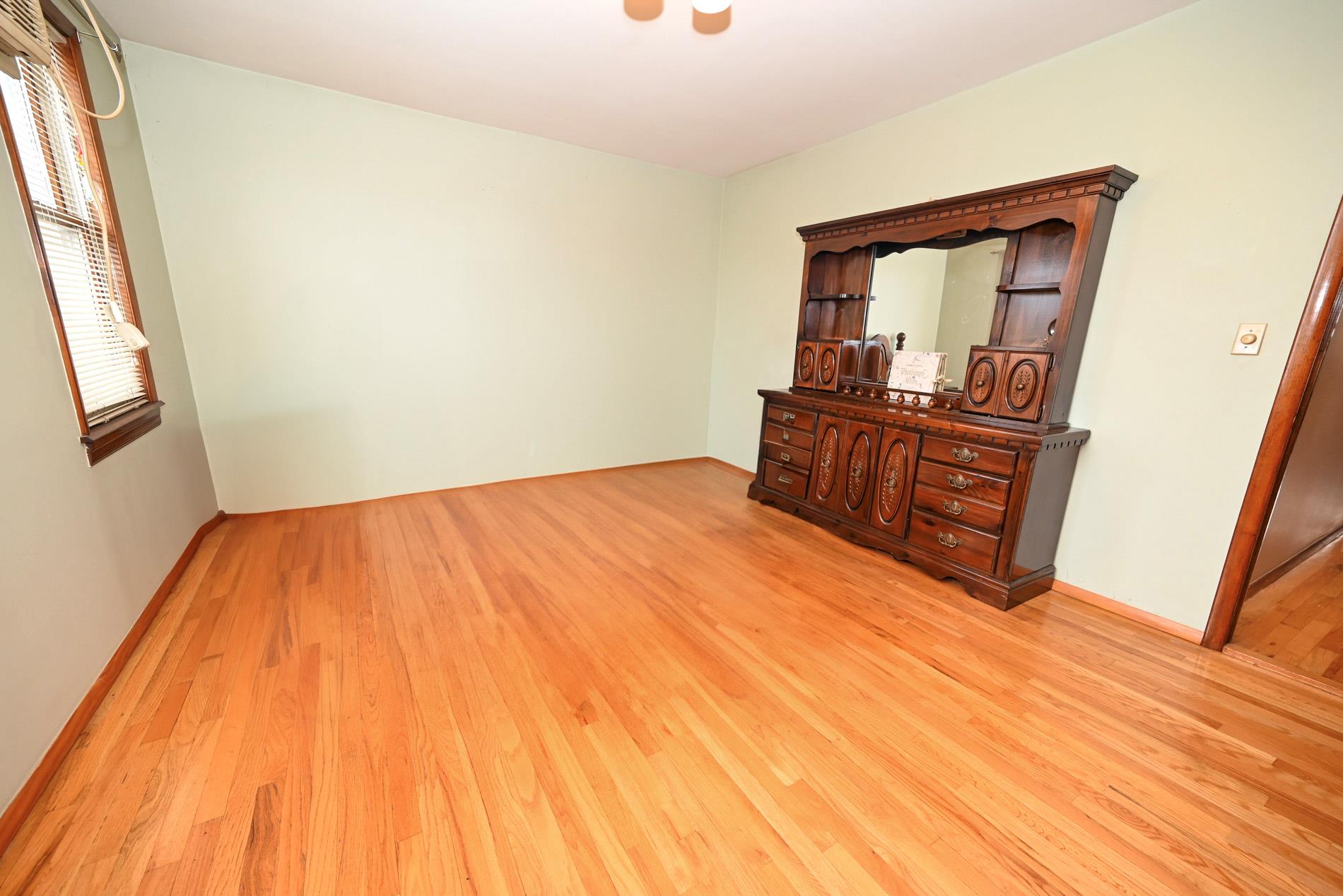 5920 69th Place, Maspeth, NY 11378