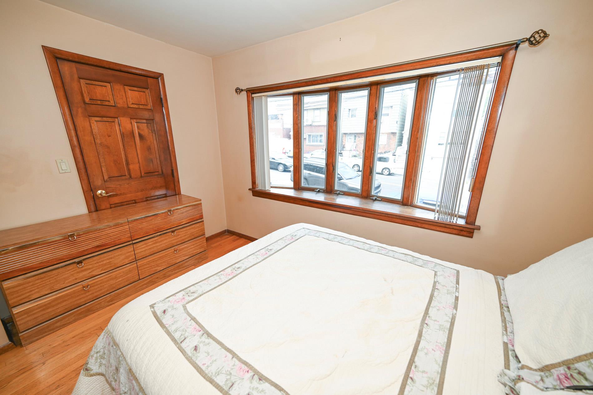 5920 69th Place, Maspeth, NY 11378