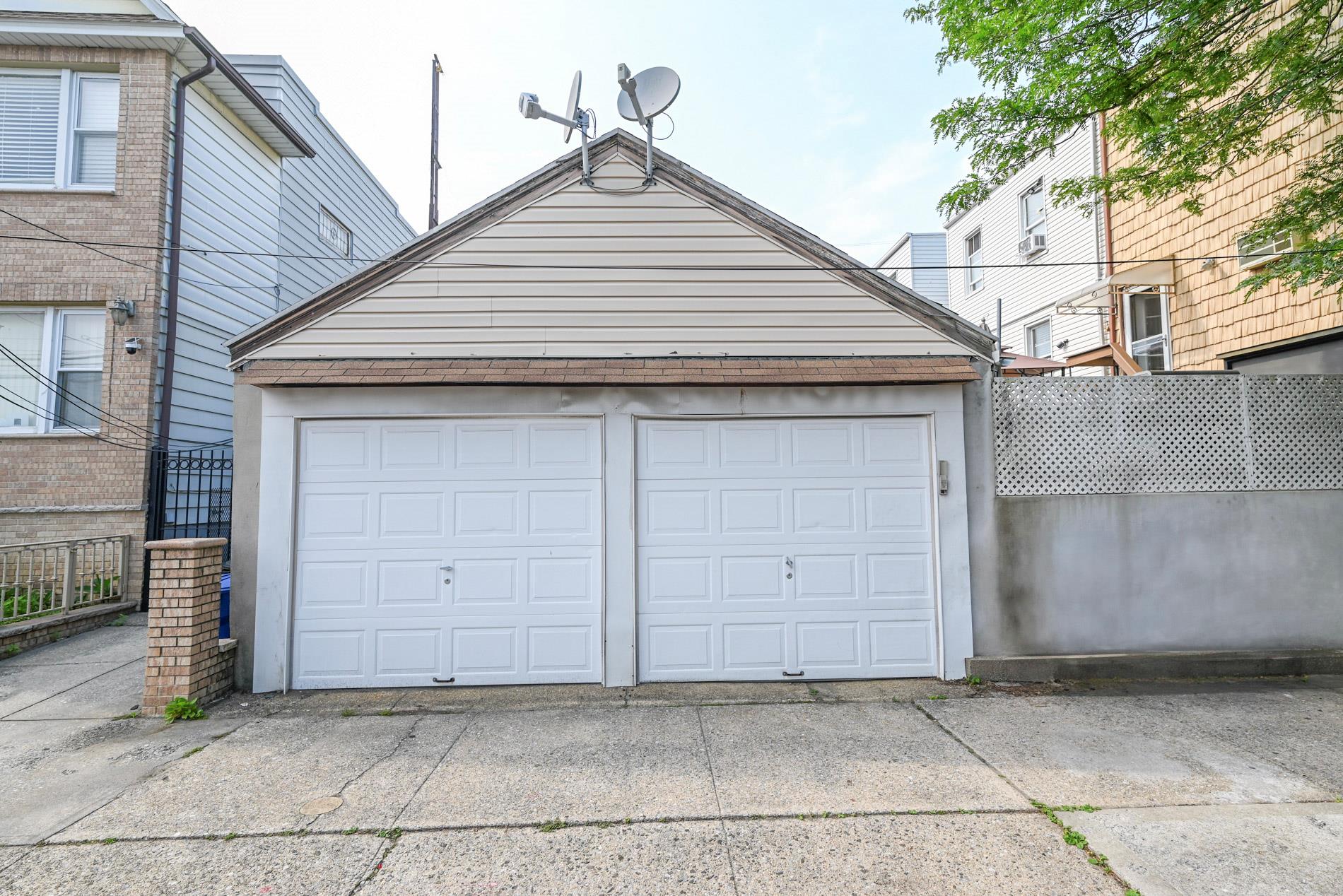 5920 69th Place, Maspeth, NY 11378