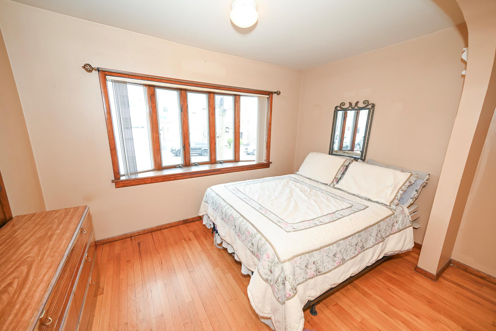 5920 69th Place, Maspeth, NY 11378