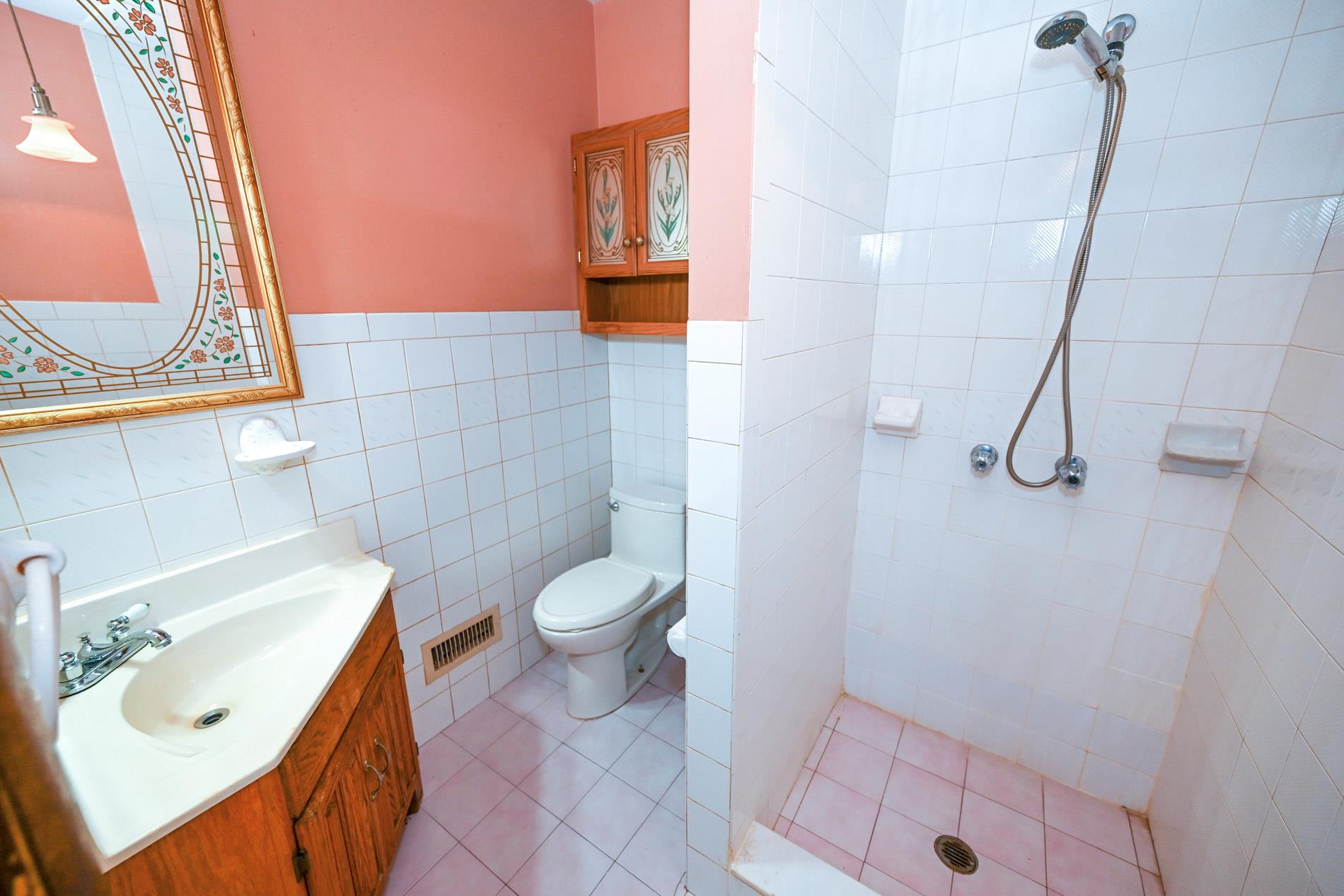 5920 69th Place, Maspeth, NY 11378