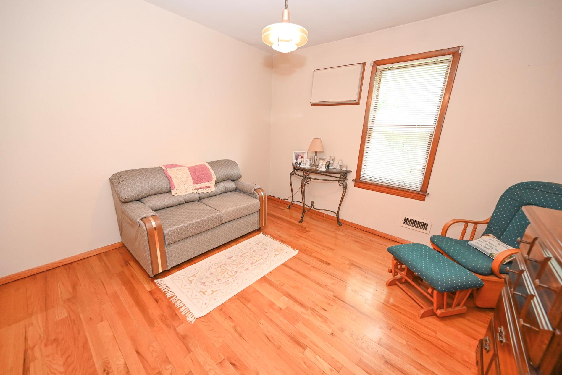 5920 69th Place, Maspeth, NY 11378