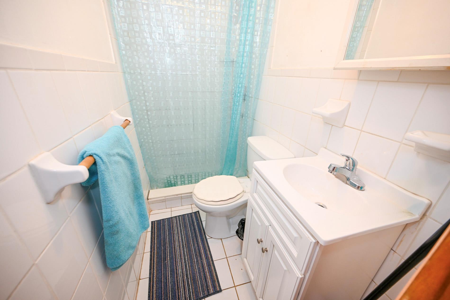 5920 69th Place, Maspeth, NY 11378