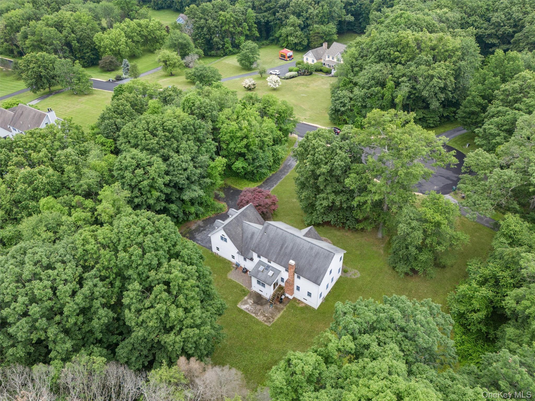 16 Apple Summit Lane, Lagrangeville, NY 12540