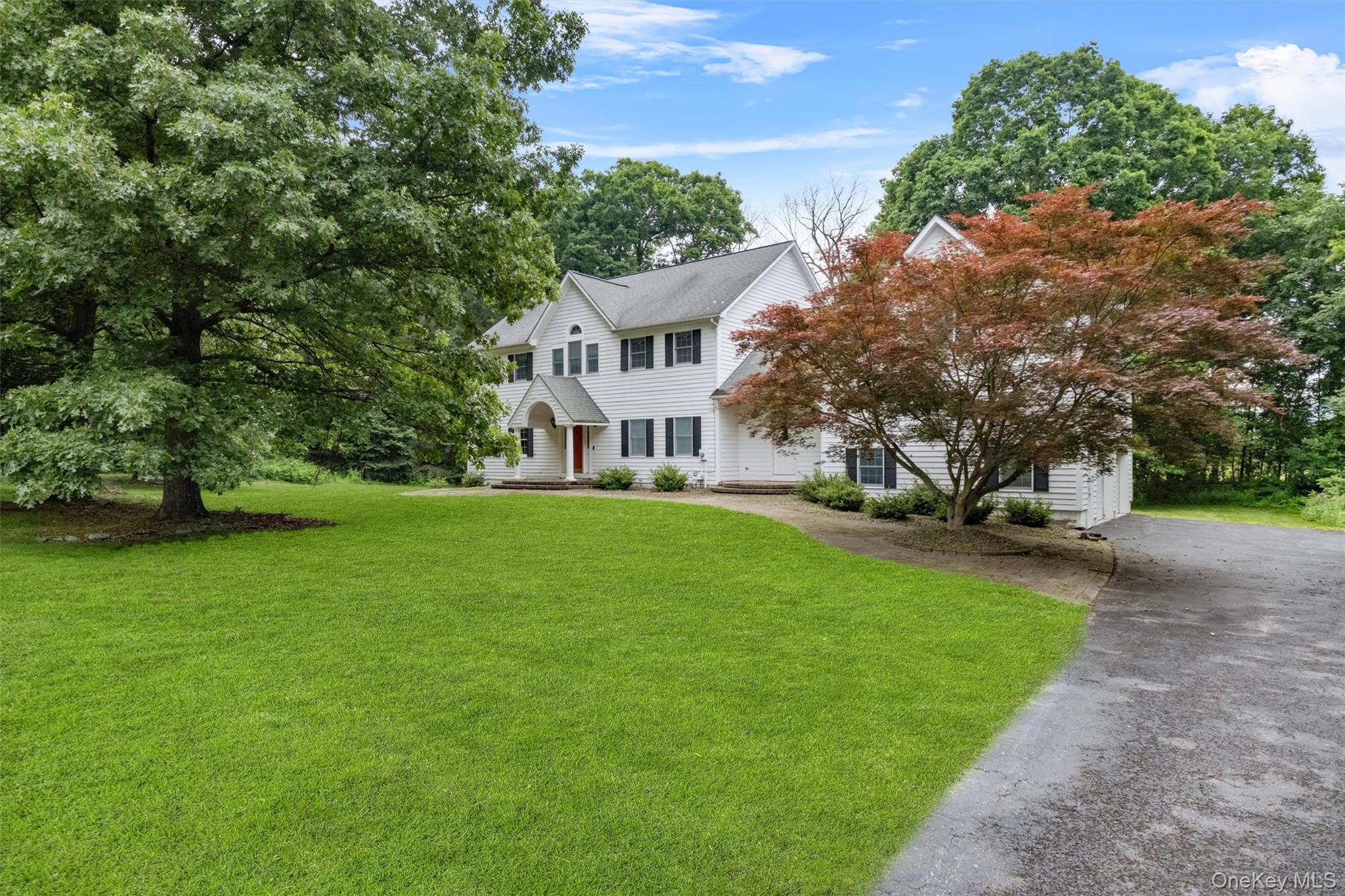 16 Apple Summit Lane, Lagrangeville, NY 12540