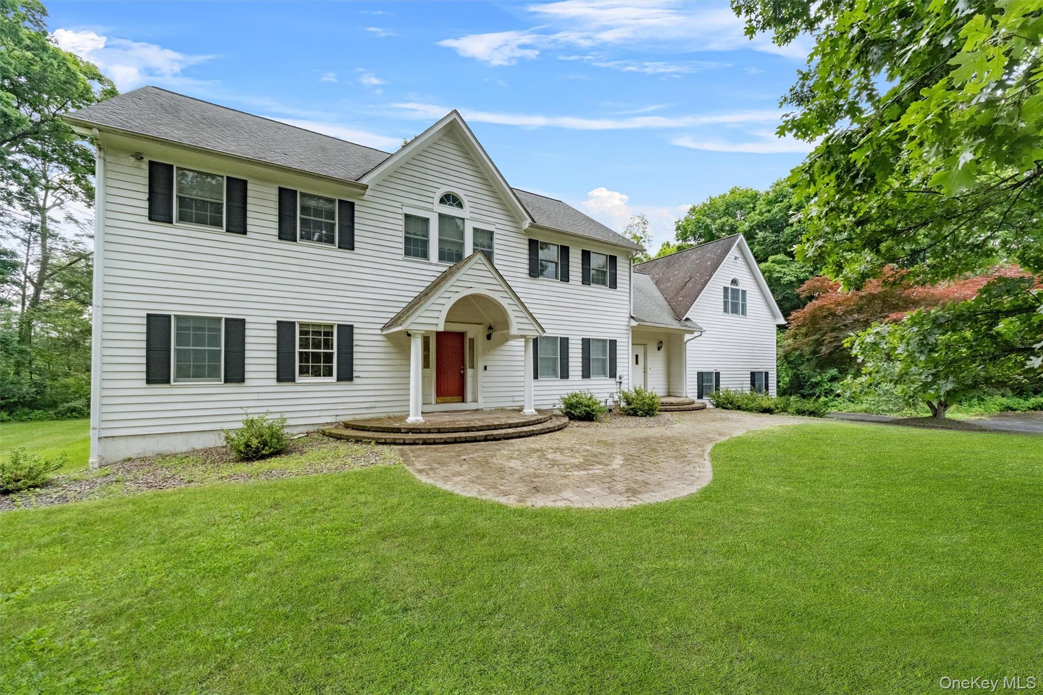 16 Apple Summit Lane, Lagrangeville, NY 12540