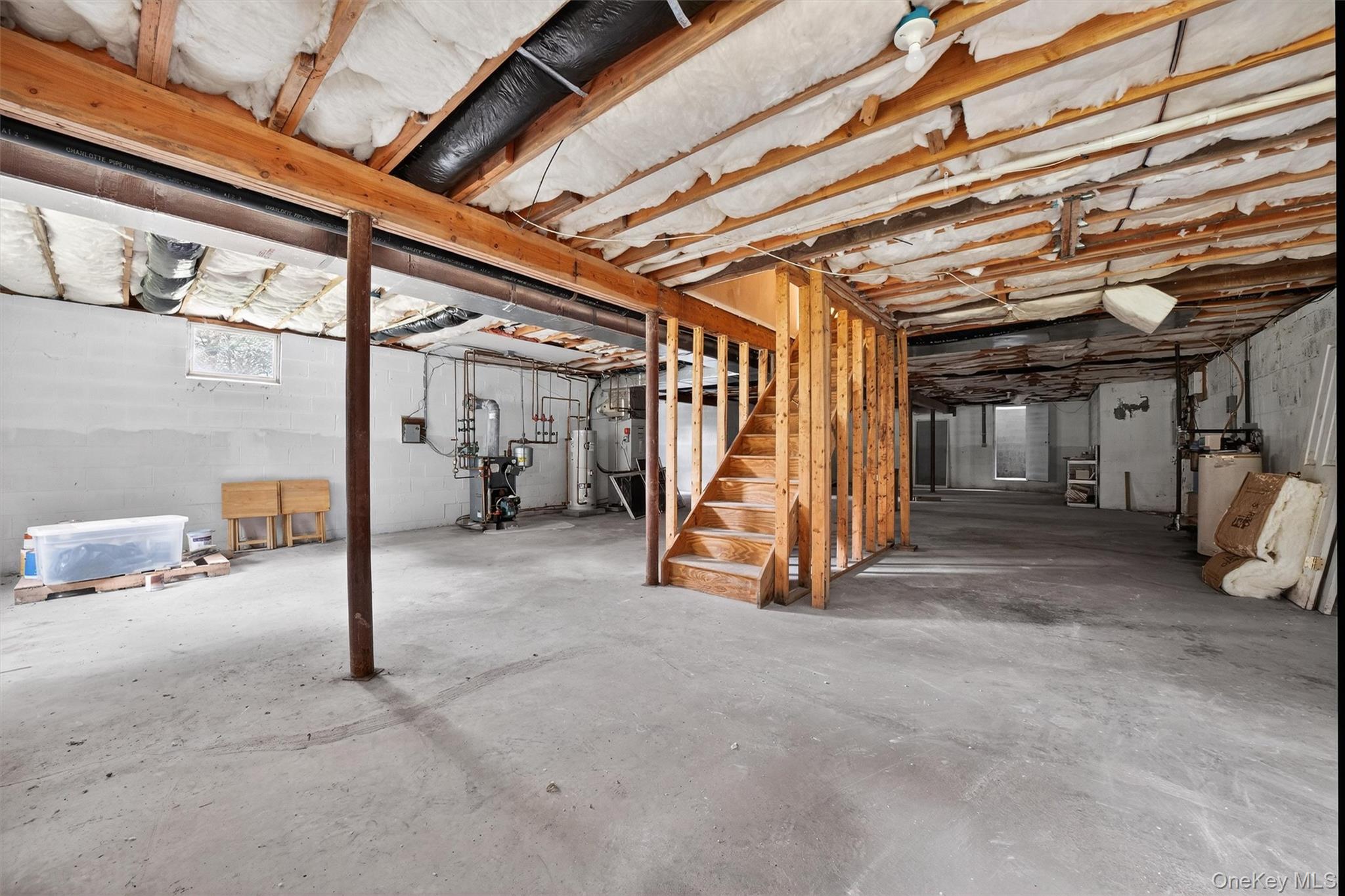 16 Apple Summit Lane, Lagrangeville, NY 12540