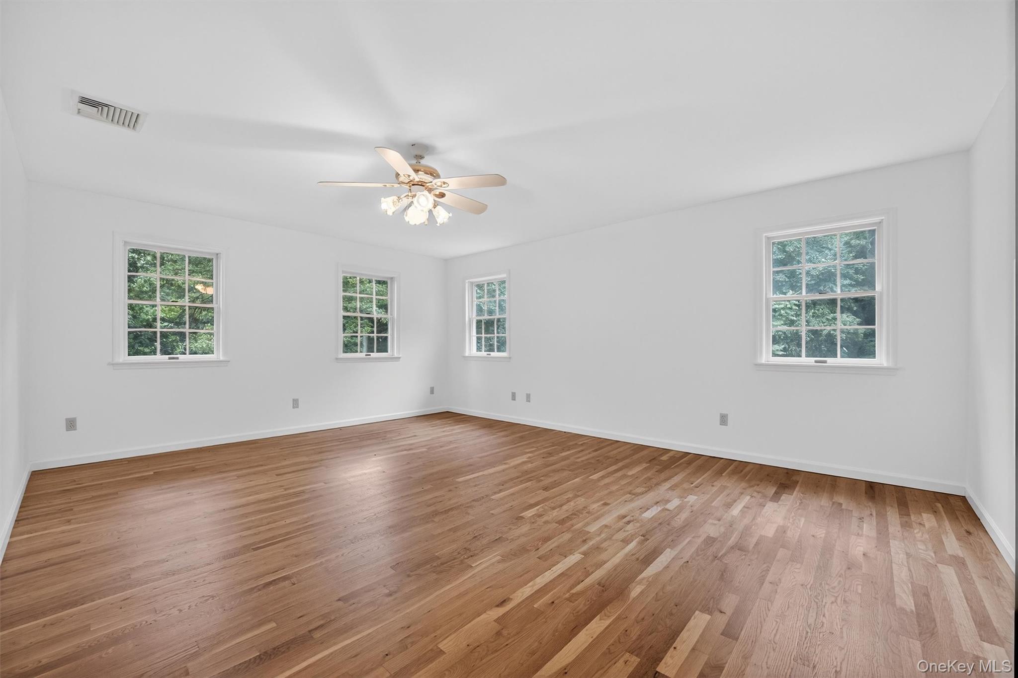 16 Apple Summit Lane, Lagrangeville, NY 12540