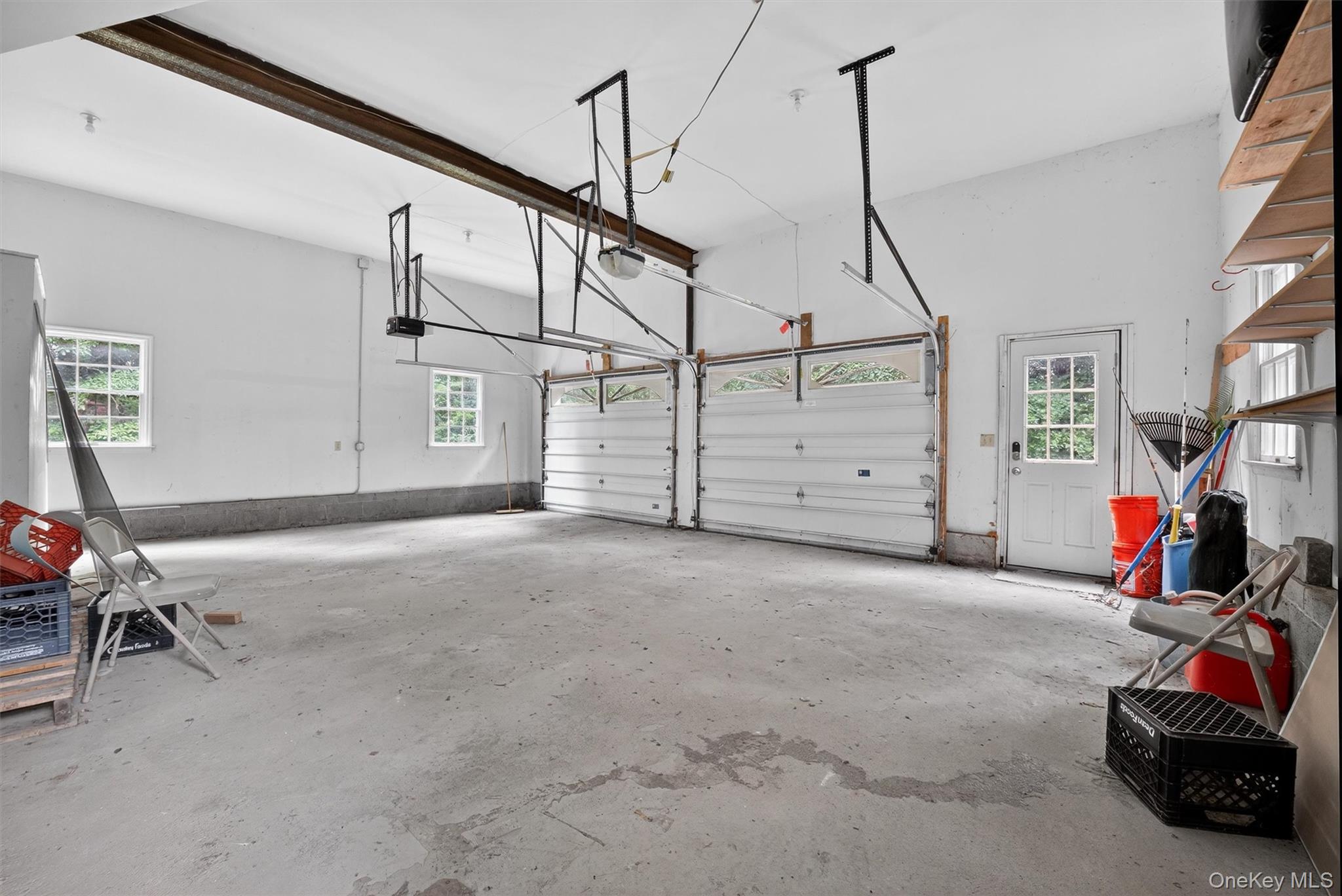 16 Apple Summit Lane, Lagrangeville, NY 12540