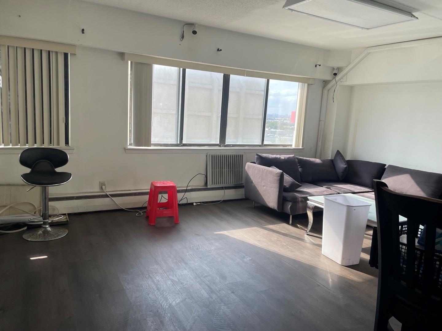 3370 Prince Street # 606, Flushing, NY 11354