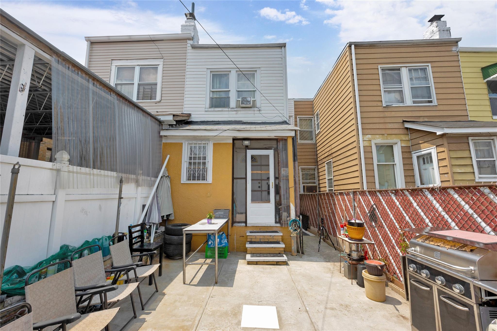 30-33 92nd Street, East Elmhurst, NY 11369