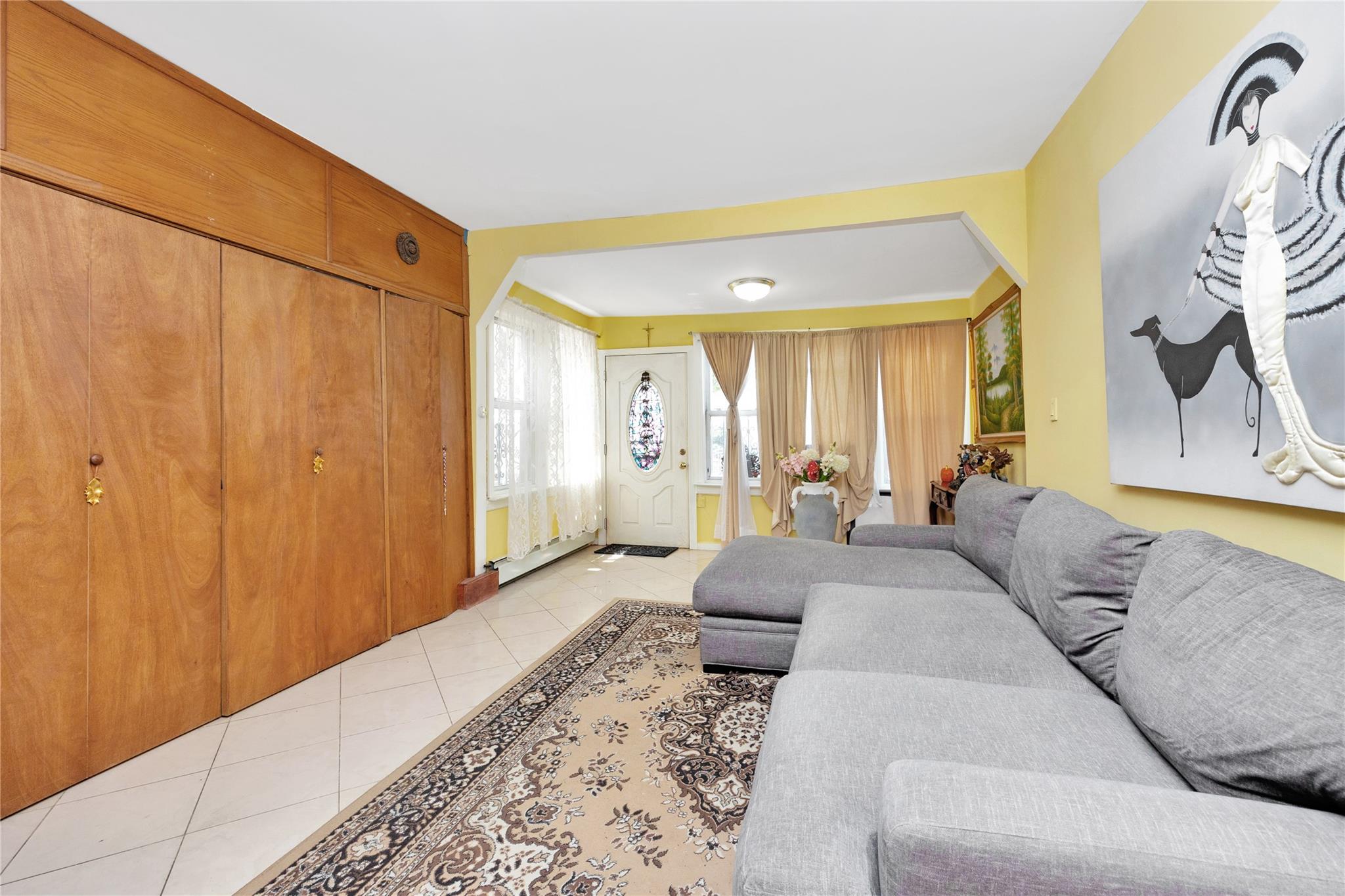 30-33 92nd Street, East Elmhurst, NY 11369