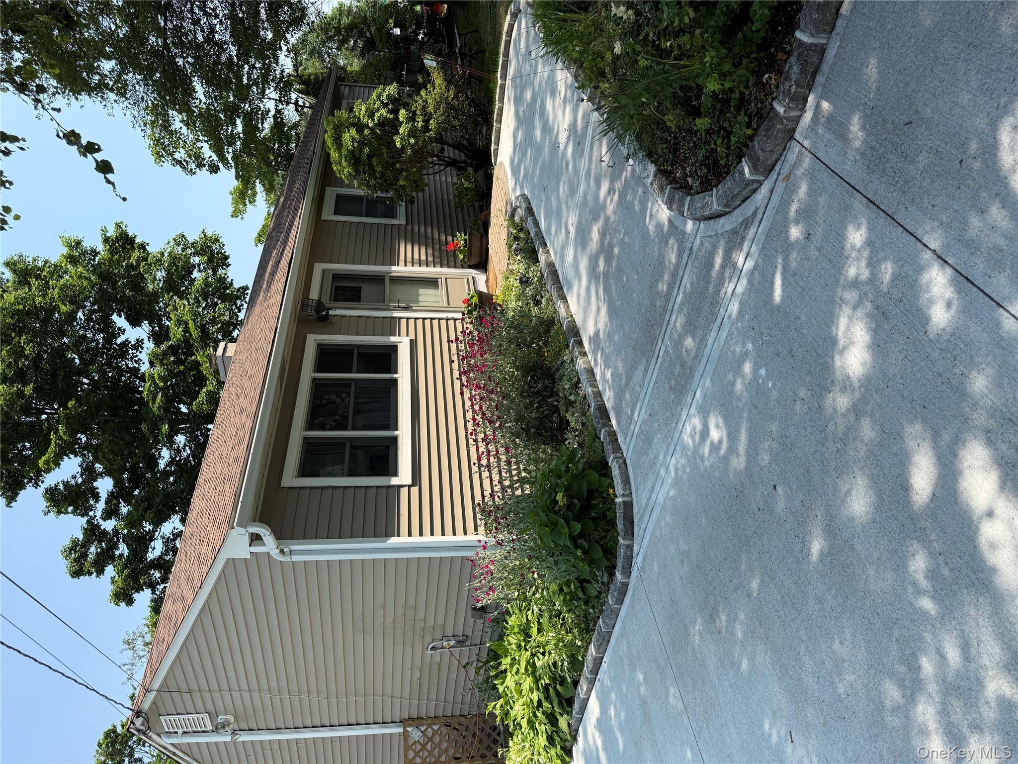 1016 Howells Road, Bay Shore, NY 11706