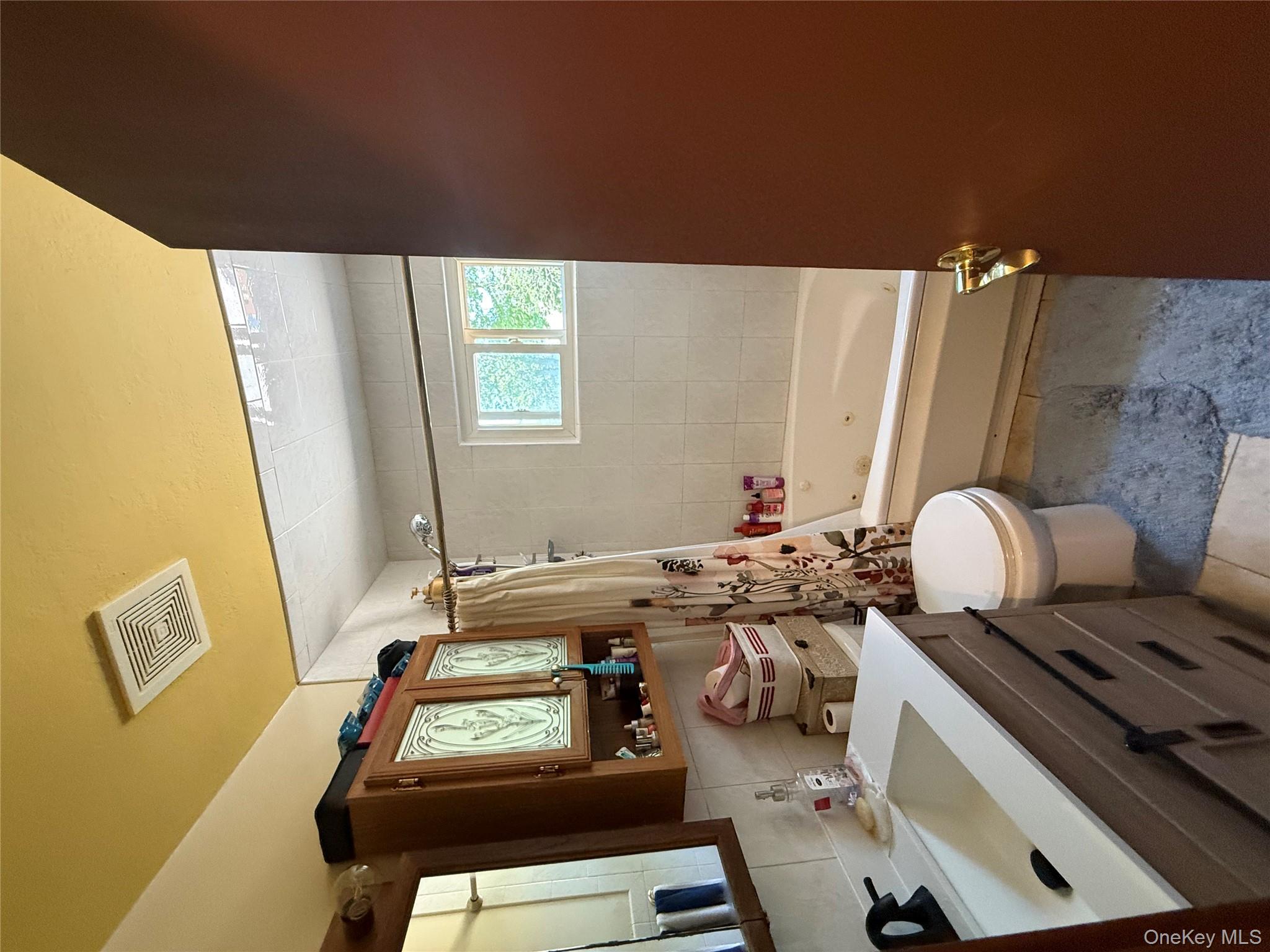 1016 Howells Road, Bay Shore, NY 11706