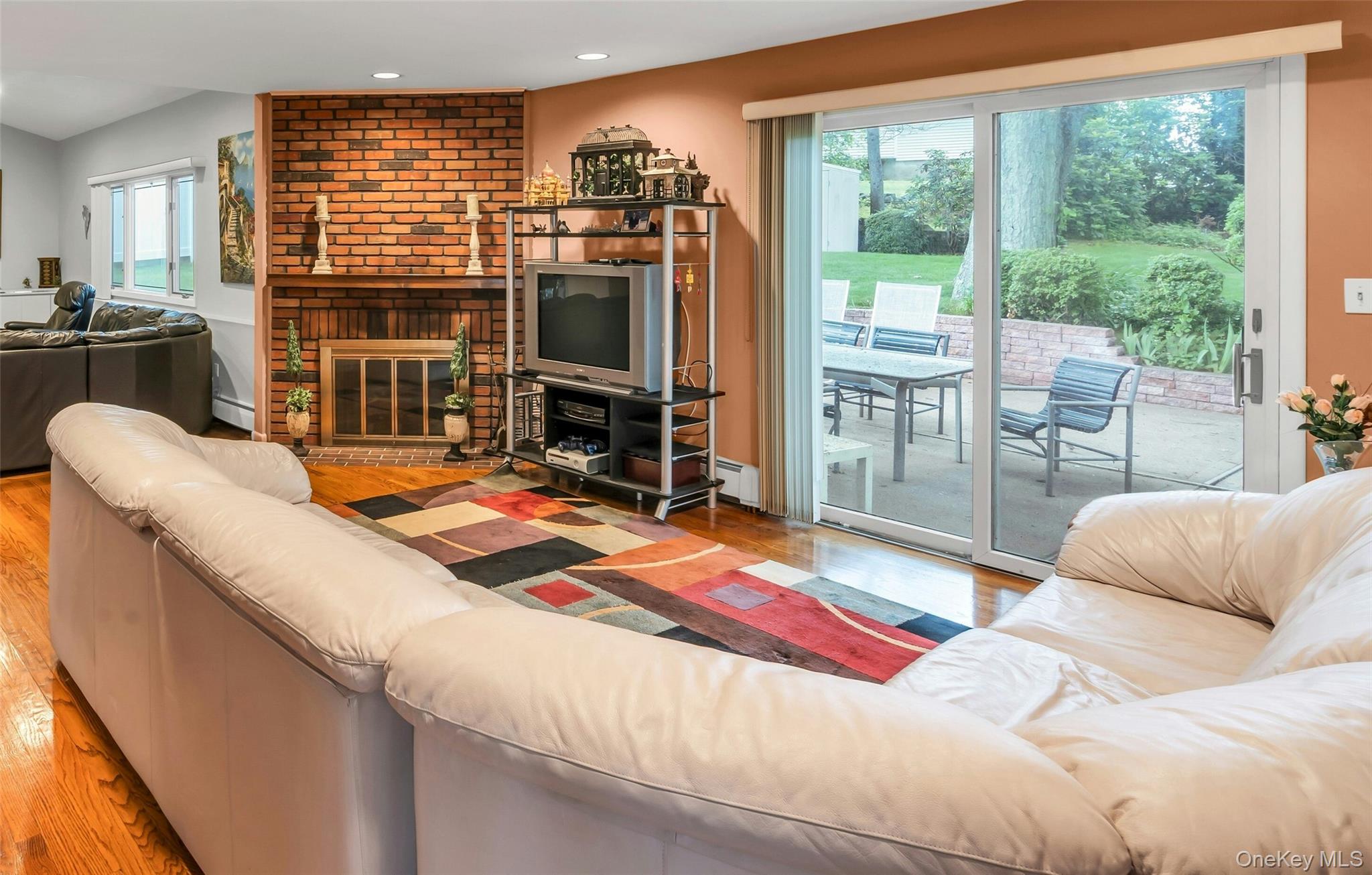 185 Harvard Drive, Plainview, NY 11803