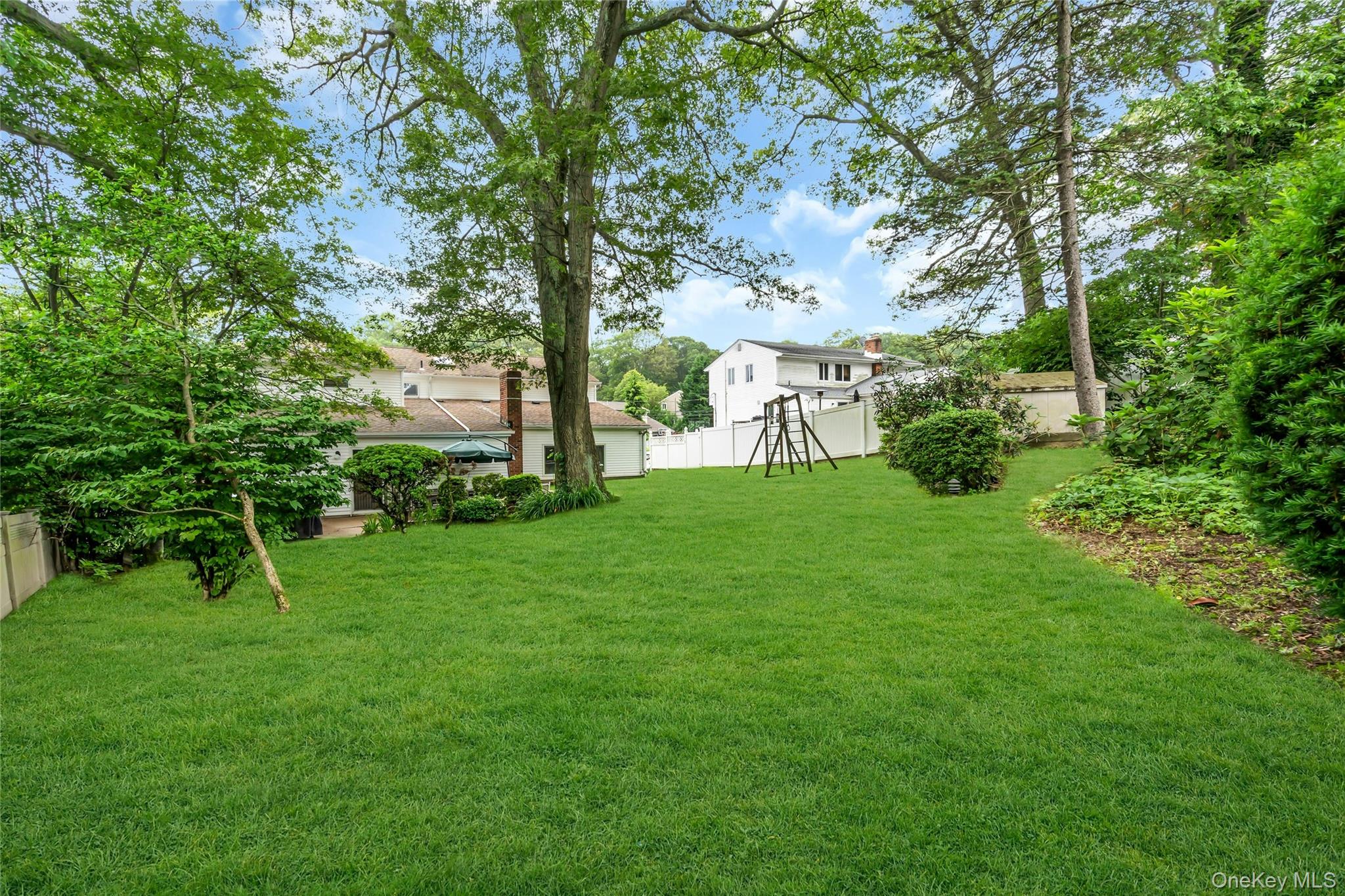 185 Harvard Drive, Plainview, NY 11803