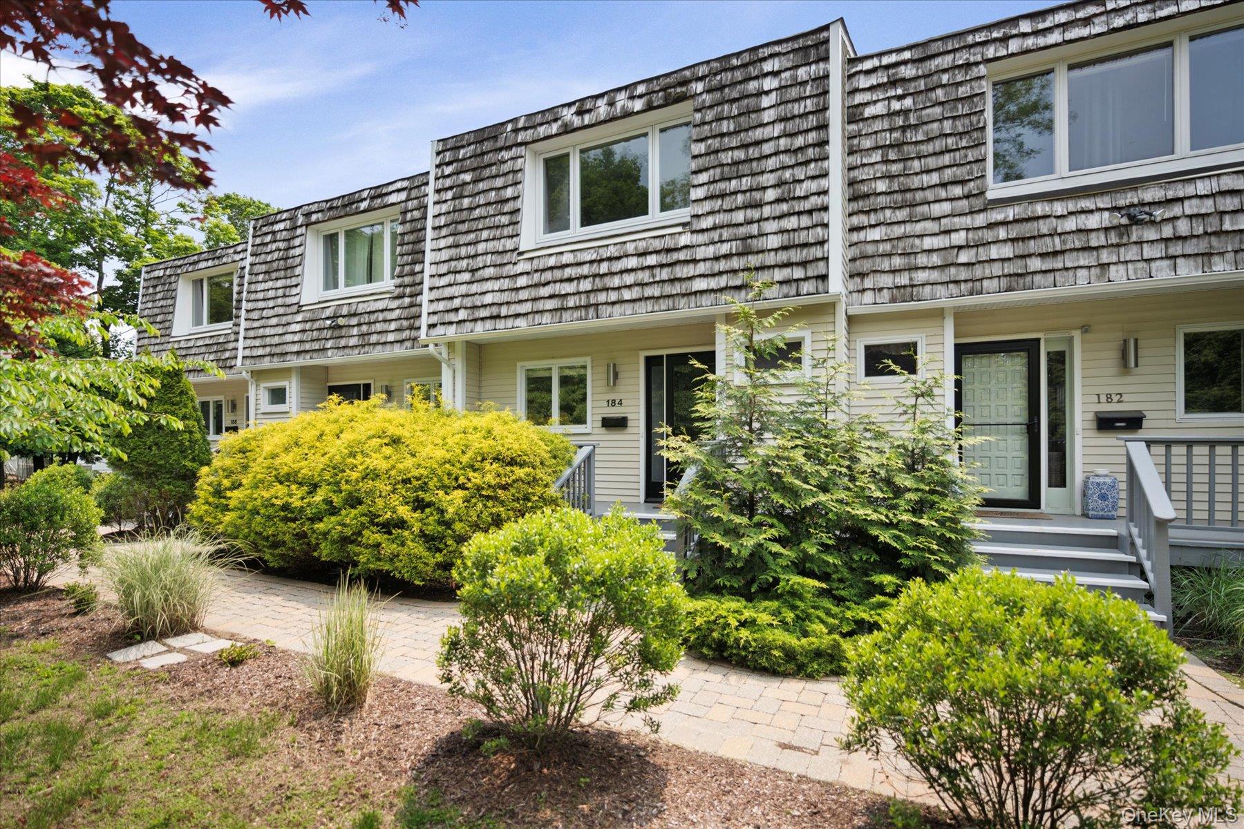 184 Main Street, Westhampton Beach, NY 11978