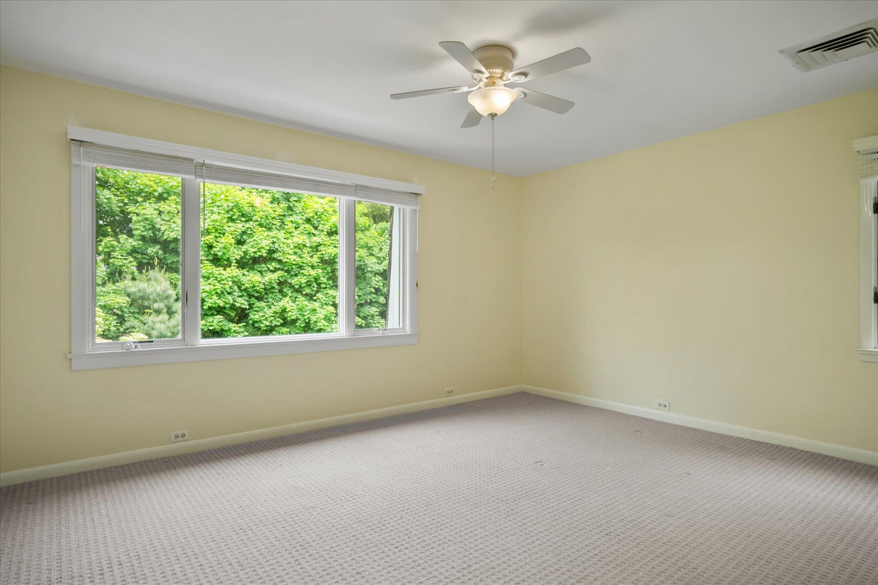 188 Main Street, Westhampton Beach, NY 11978