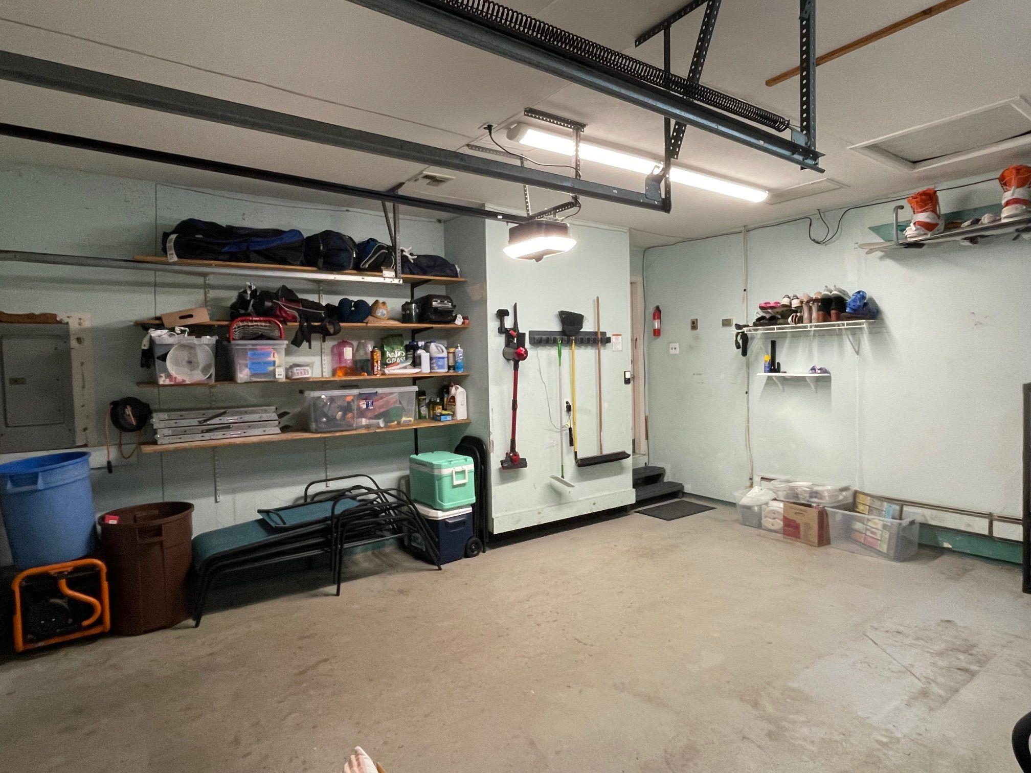 43 Southfield Road, Baiting Hollow, NY 11933