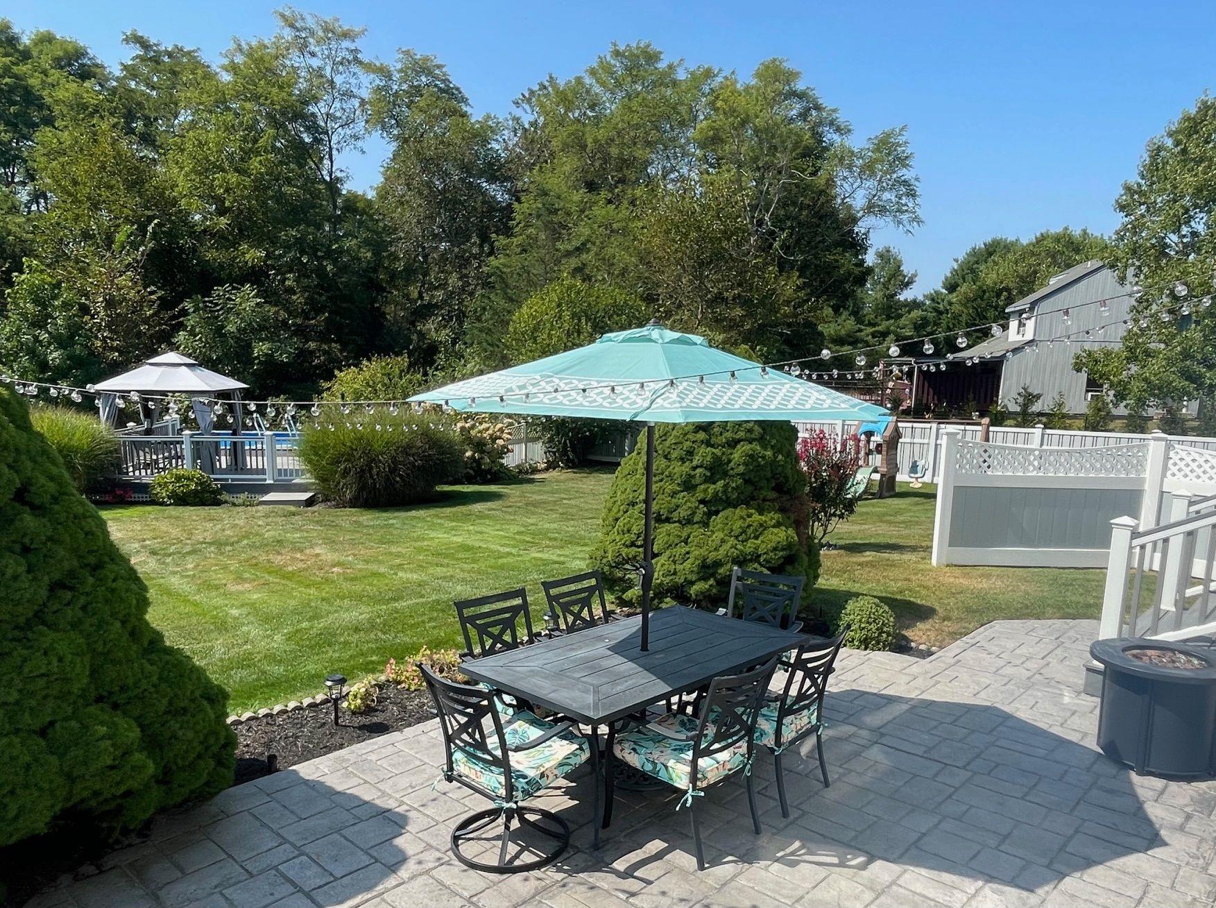 43 Southfield Road, Baiting Hollow, NY 11933