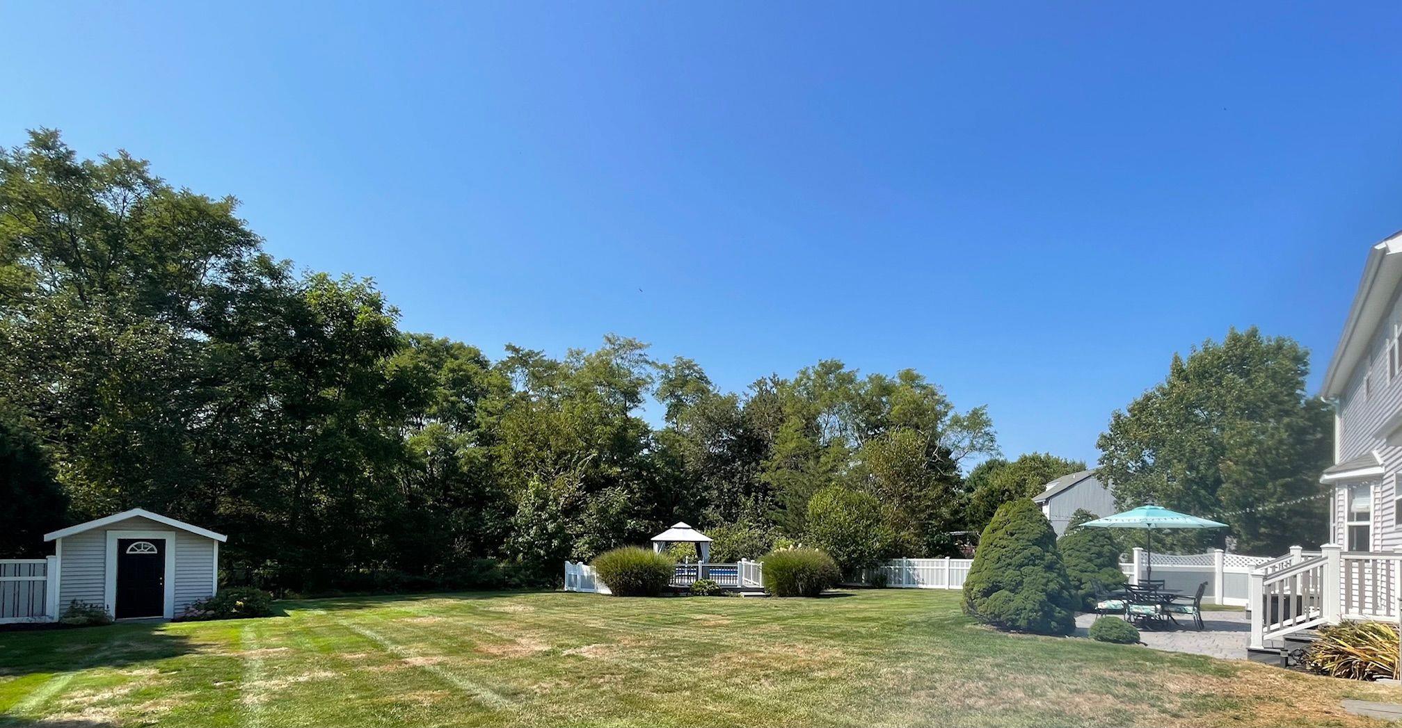 43 Southfield Road, Baiting Hollow, NY 11933