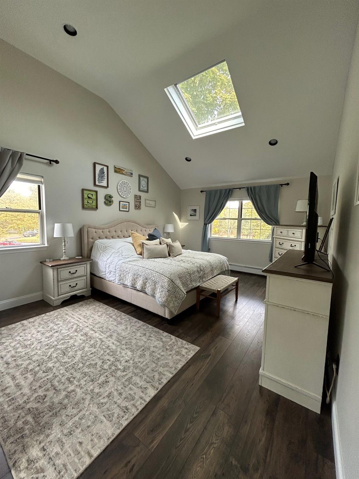 43 Southfield Road, Baiting Hollow, NY 11933