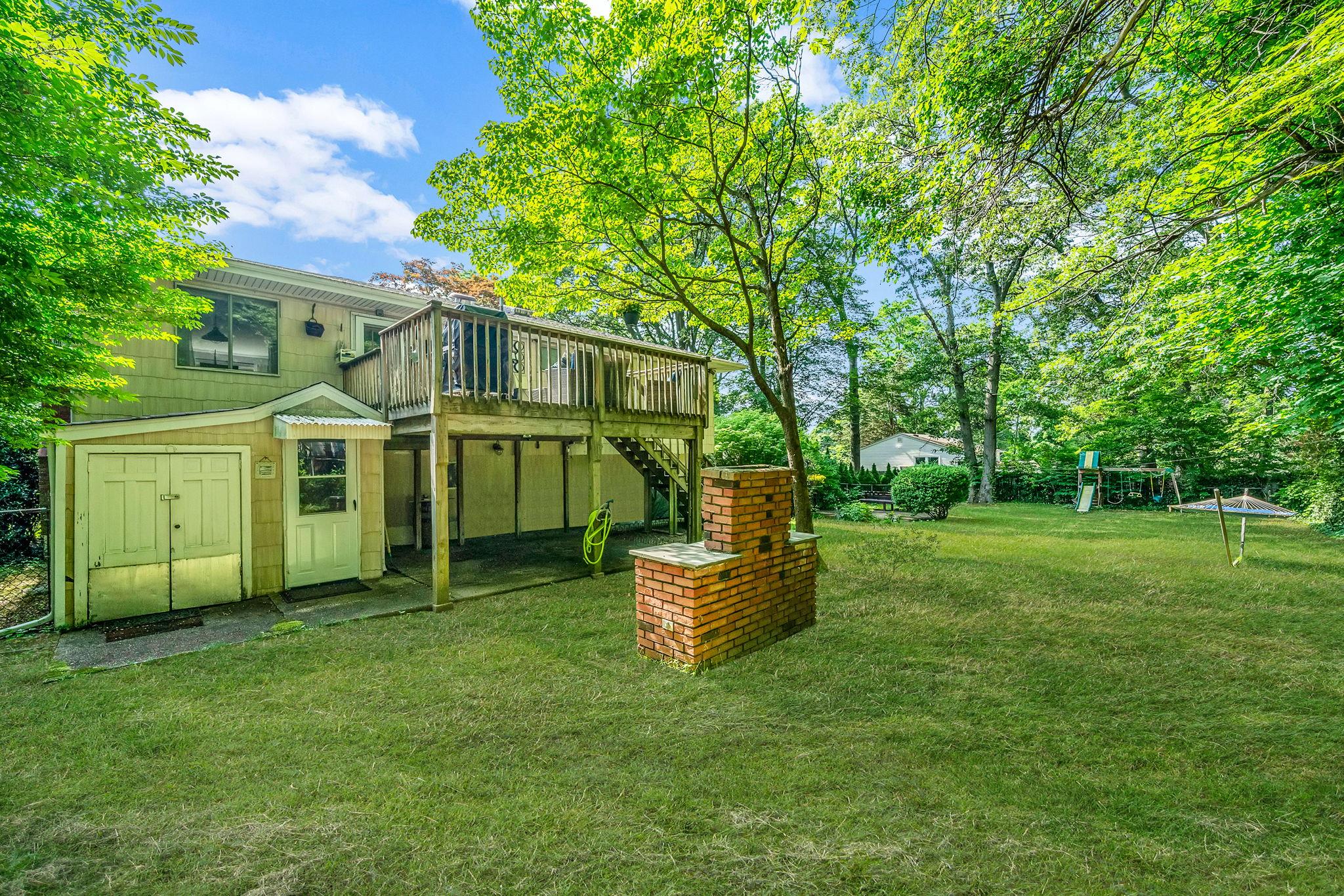 41 Great River Drive, Sound Beach, NY 11789