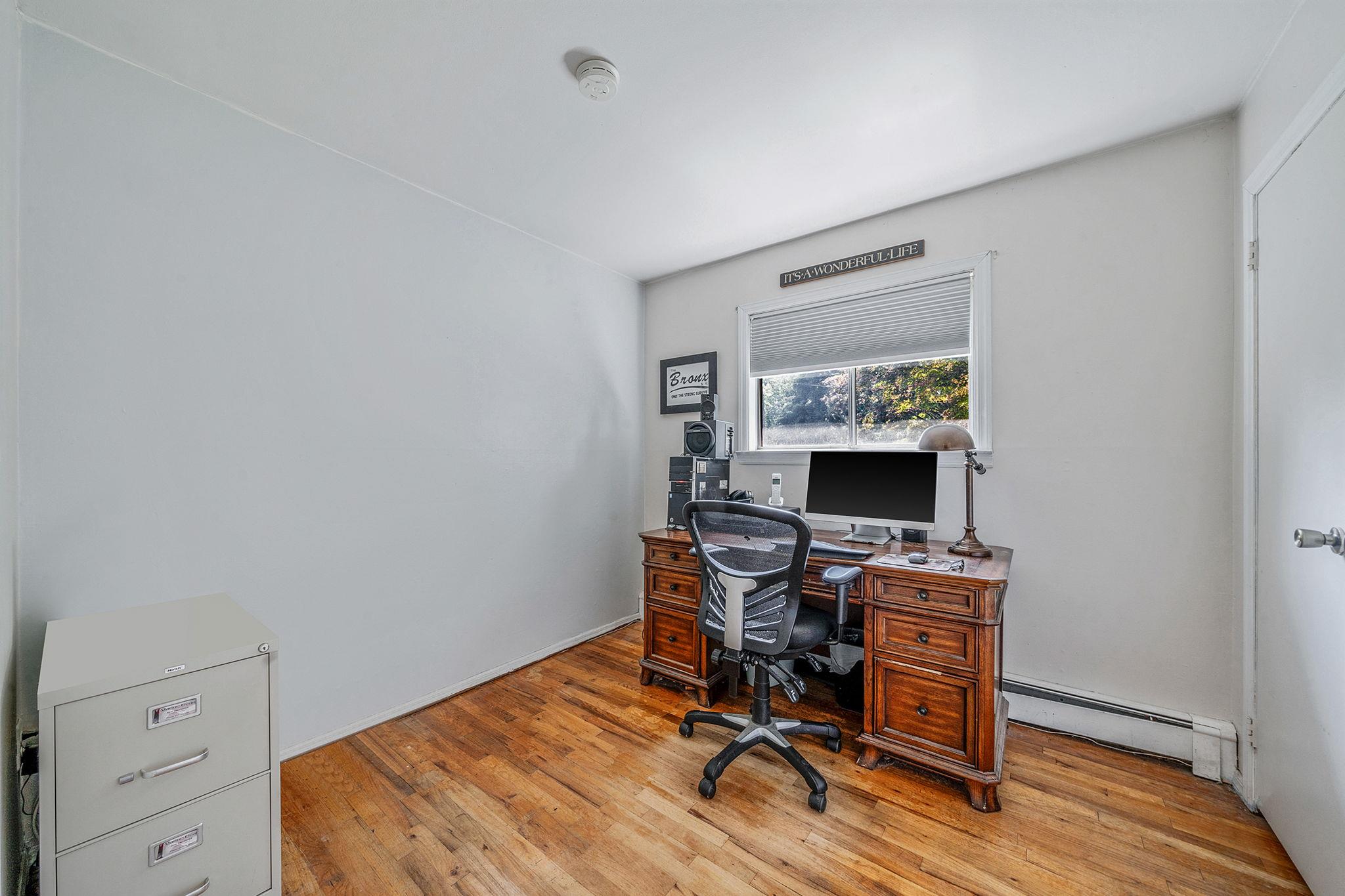 41 Great River Drive, Sound Beach, NY 11789