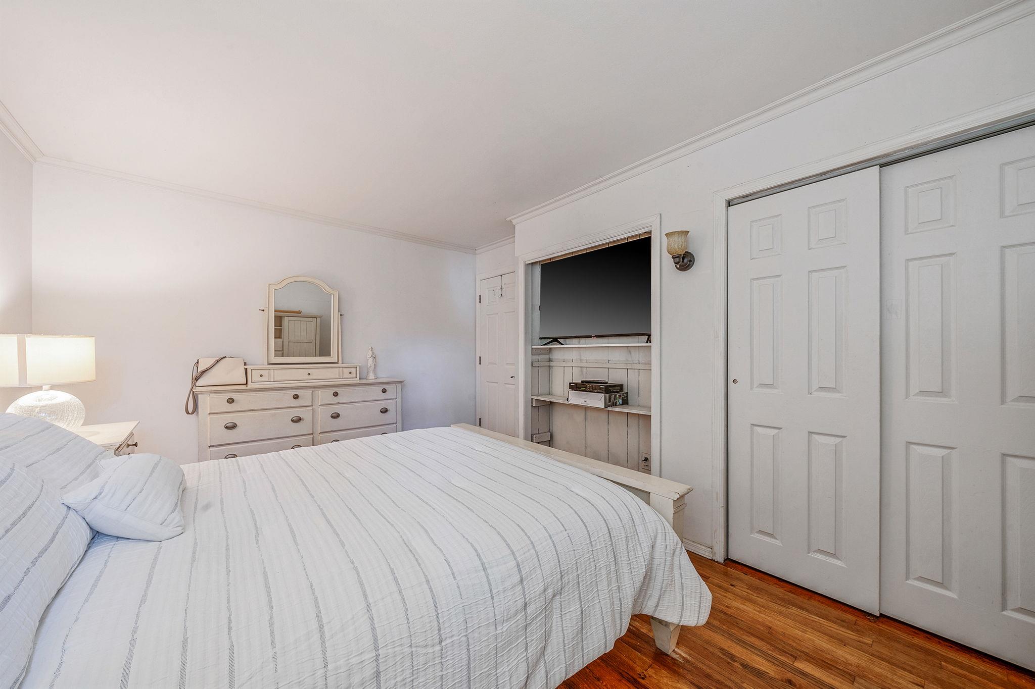 41 Great River Drive, Sound Beach, NY 11789