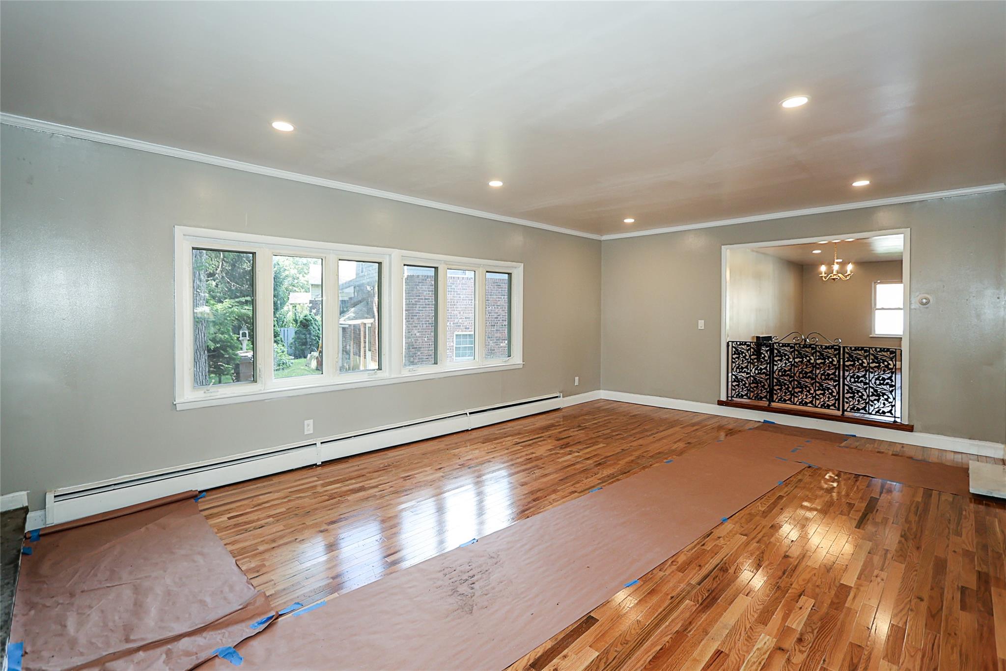 28 Brookdale Road, Glen Cove, NY 11542