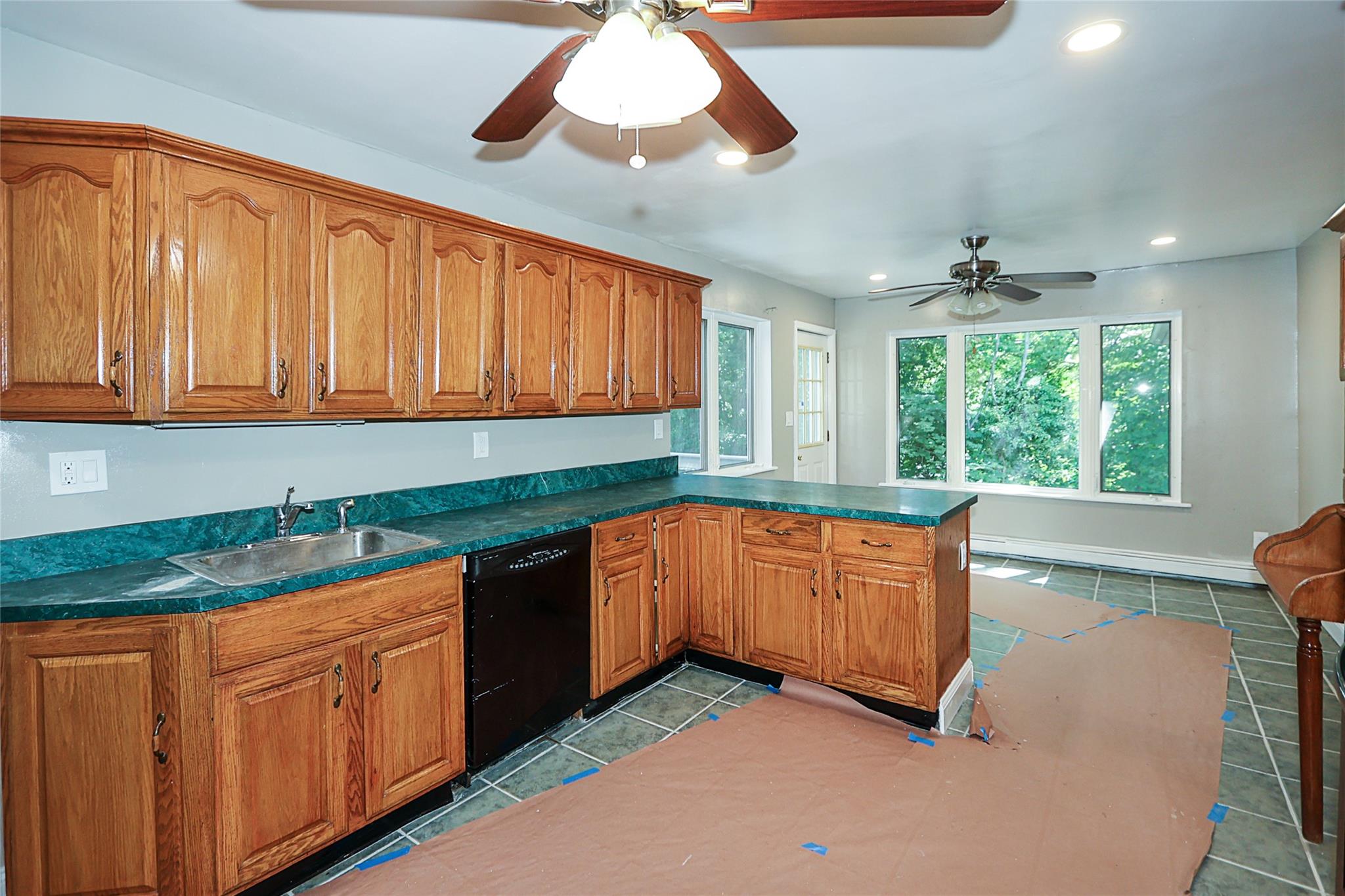 28 Brookdale Road, Glen Cove, NY 11542