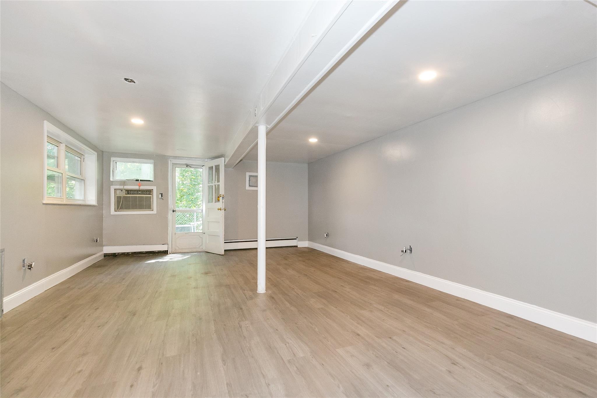 28 Brookdale Road, Glen Cove, NY 11542