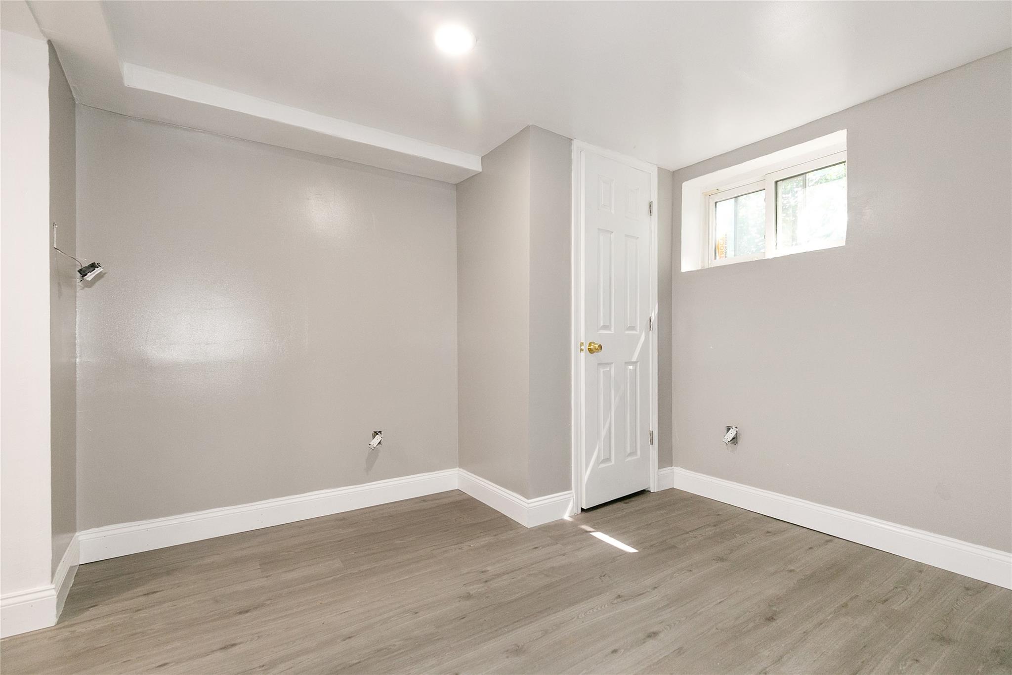 28 Brookdale Road, Glen Cove, NY 11542