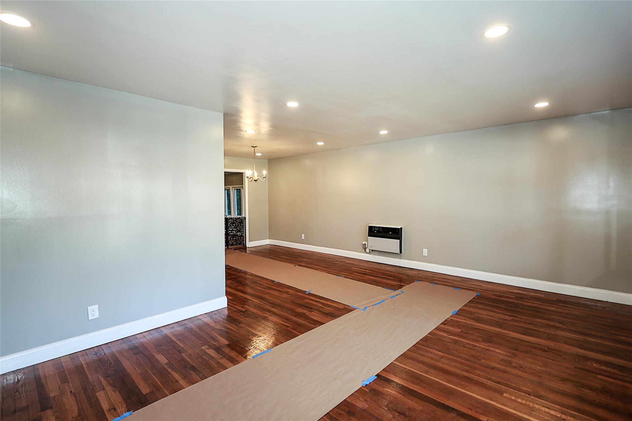 28 Brookdale Road, Glen Cove, NY 11542