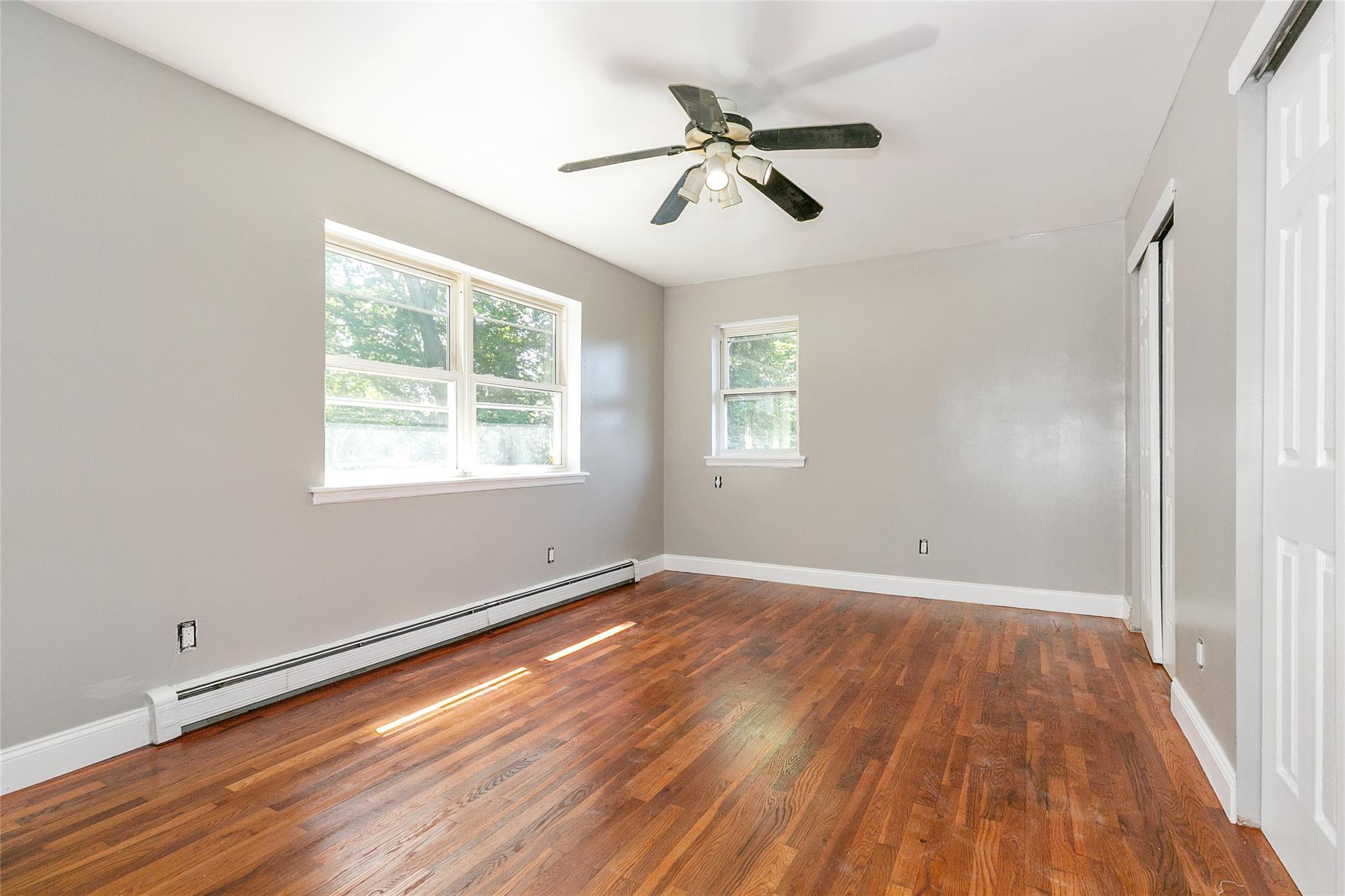 28 Brookdale Road, Glen Cove, NY 11542