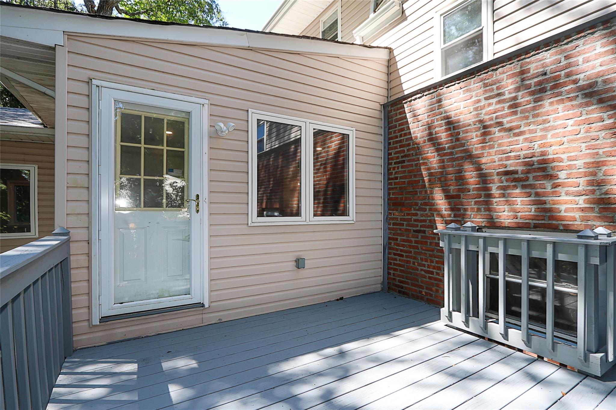 28 Brookdale Road, Glen Cove, NY 11542