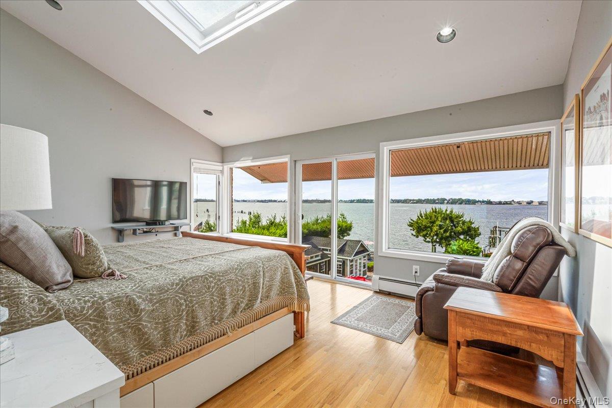 15445 Riverside Drive, Whitestone, NY 11357