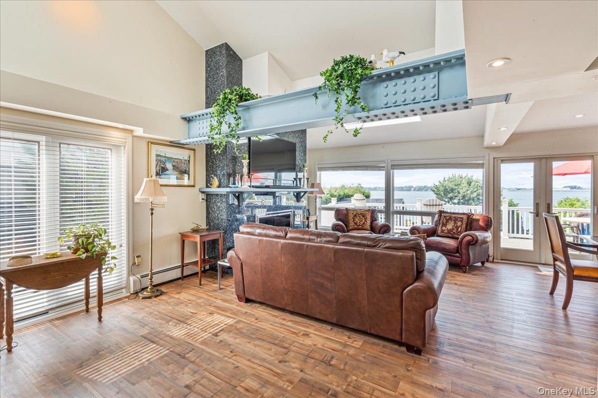 15445 Riverside Drive, Whitestone, NY 11357